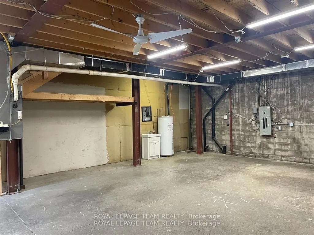 2759 Fenton Road S, #18