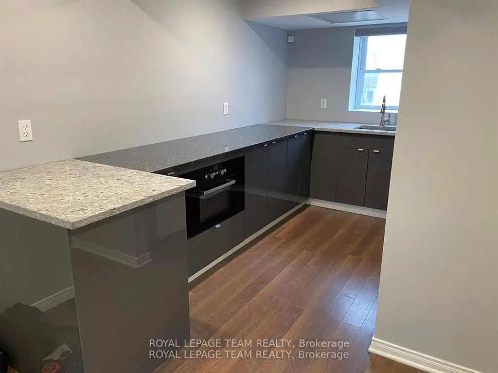 2759 Fenton Road S, #18