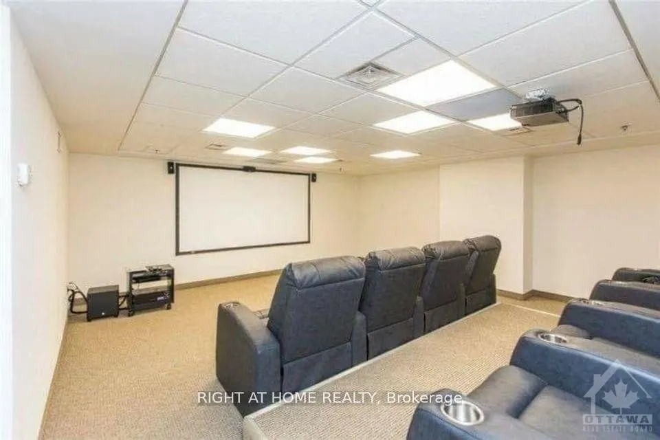 242 RIDEAU Street, #PH - 2802