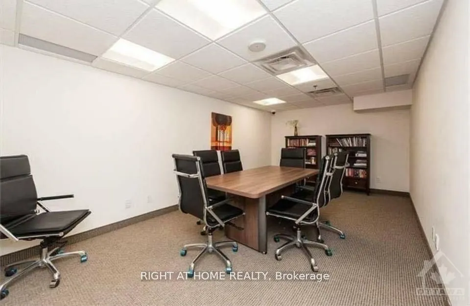 242 RIDEAU Street, #PH - 2802