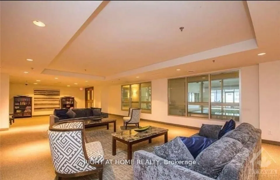 242 RIDEAU Street, #PH - 2802