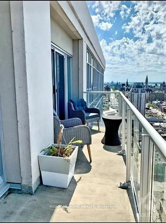 242 RIDEAU Street, #PH - 2802
