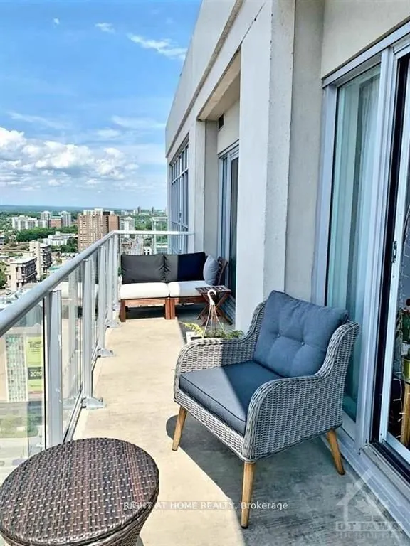 242 RIDEAU Street, #PH - 2802