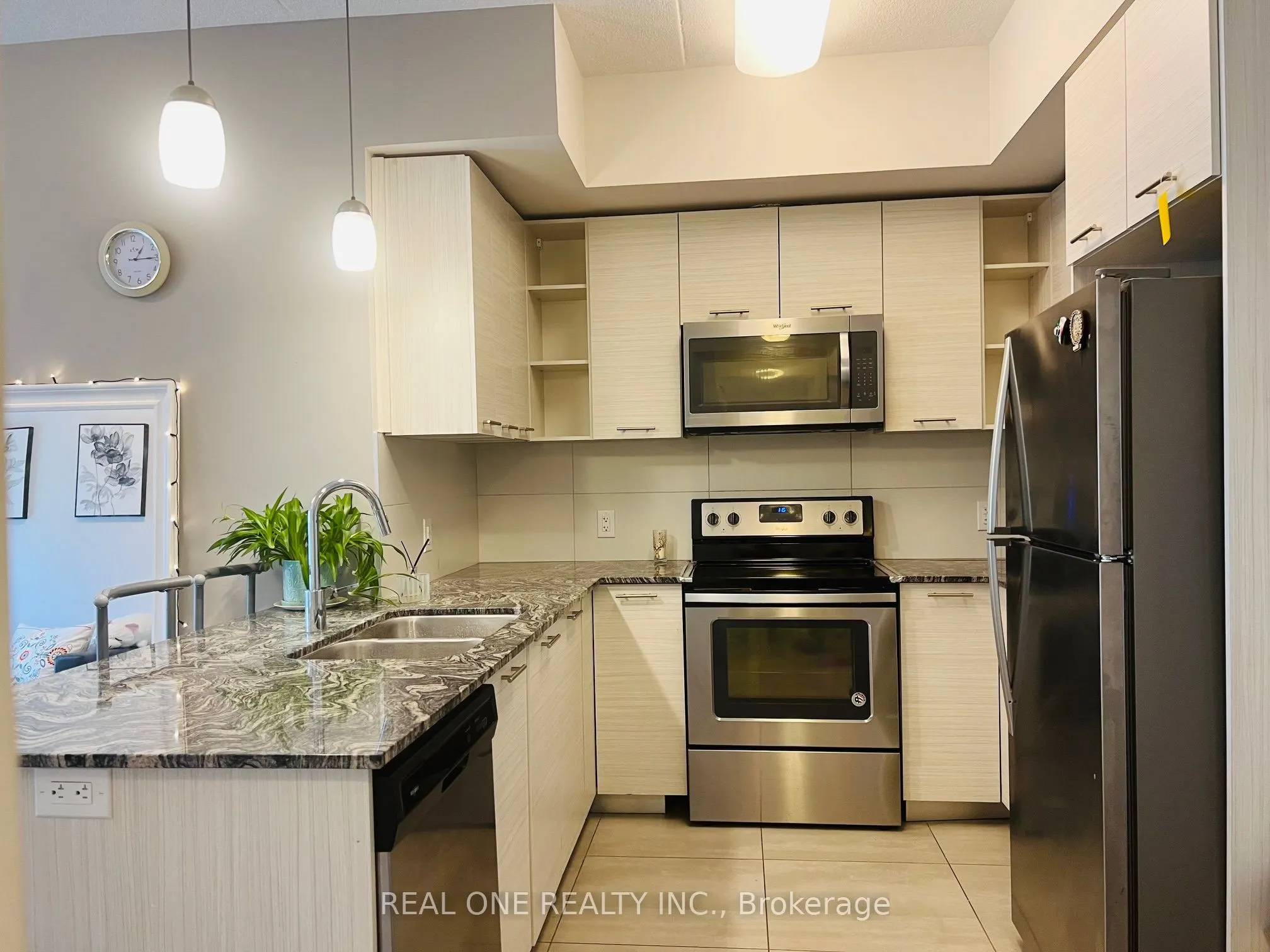 251 Hemlock Street, #316