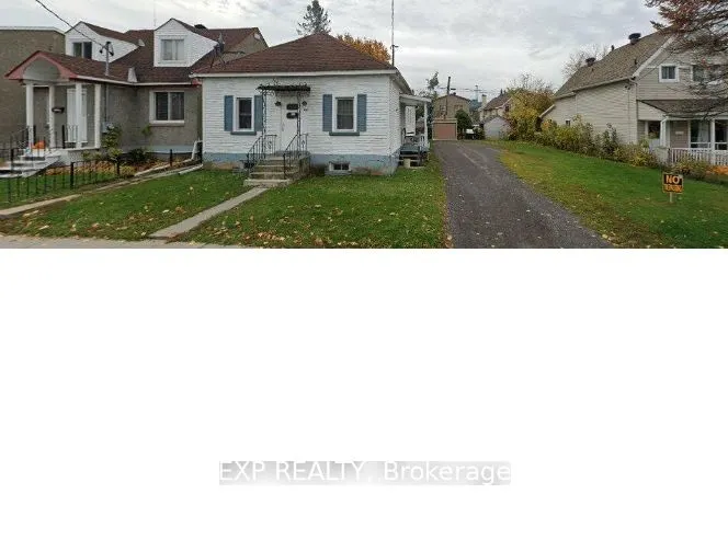 228 CARILLON Street
