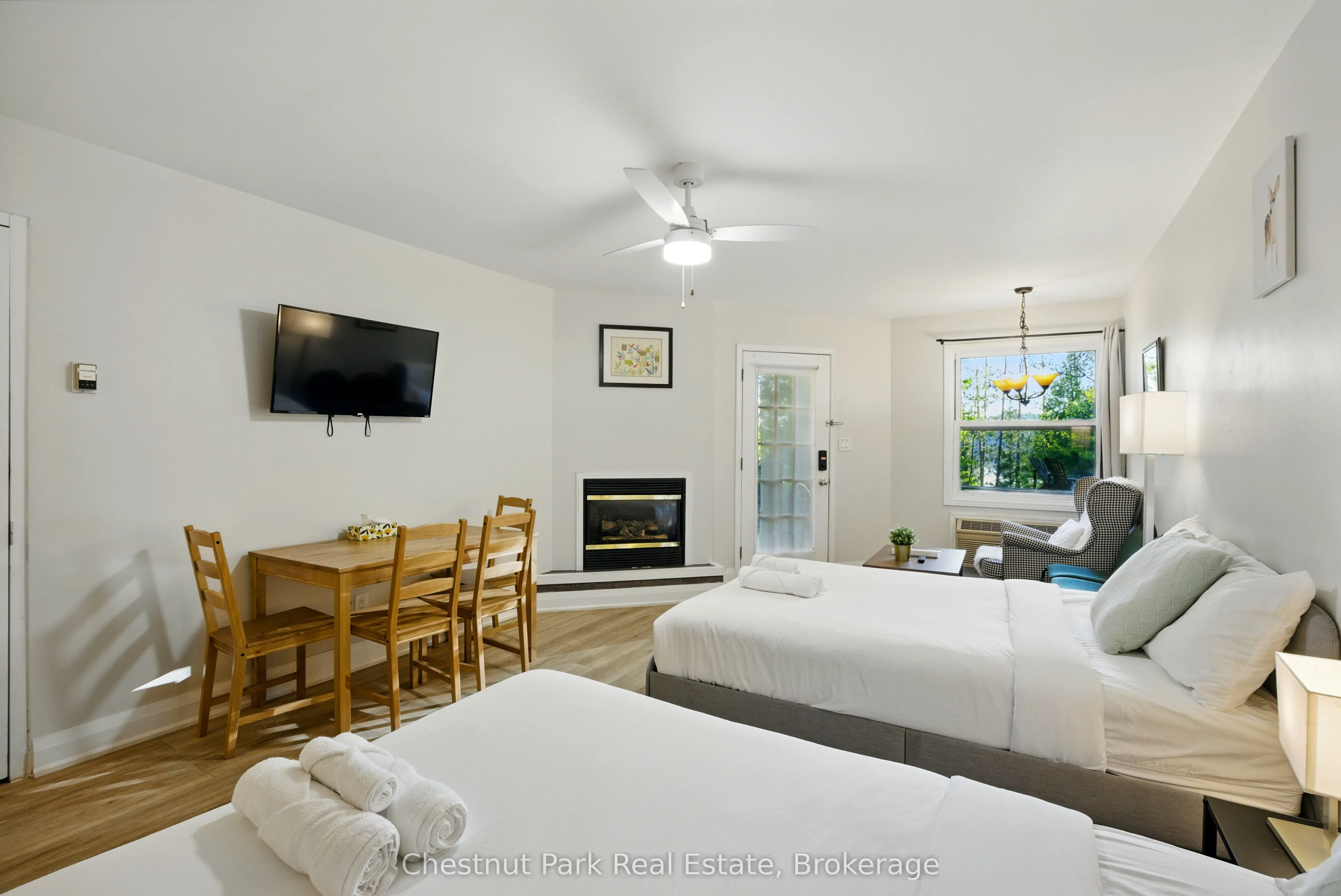 1091 Dwight Beach Road