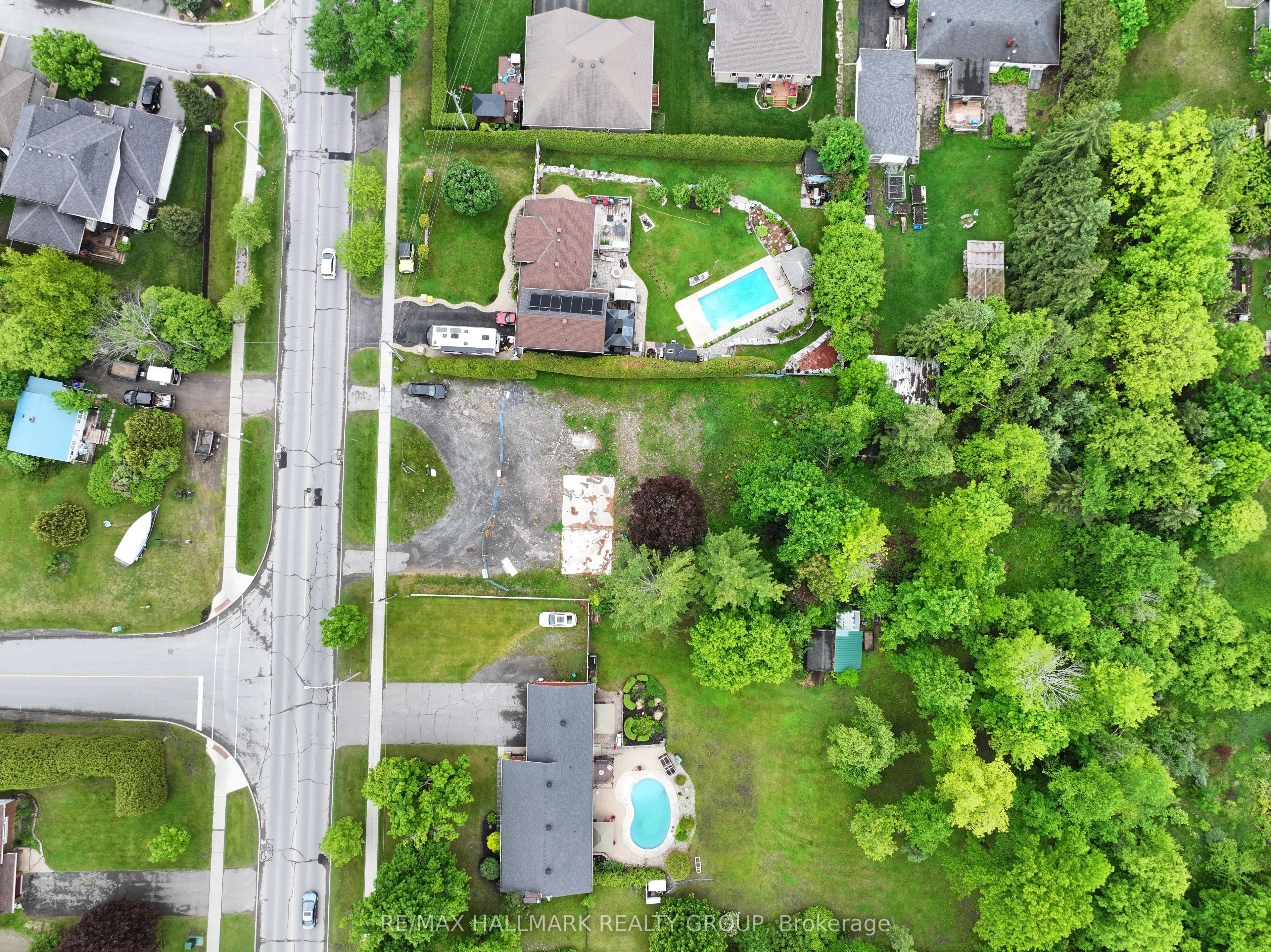 1680 STITTSVILLE MAIN Street