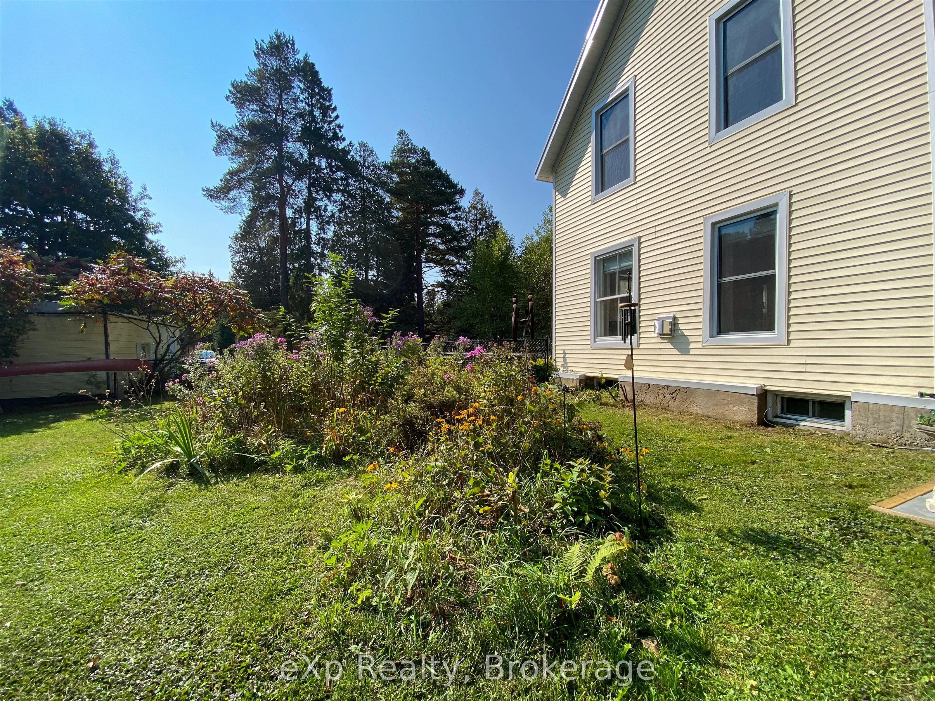 4 Spruce Street