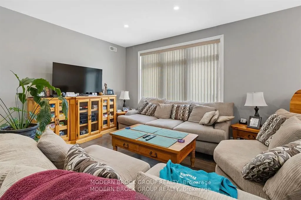 1109 Millwood Avenue #103