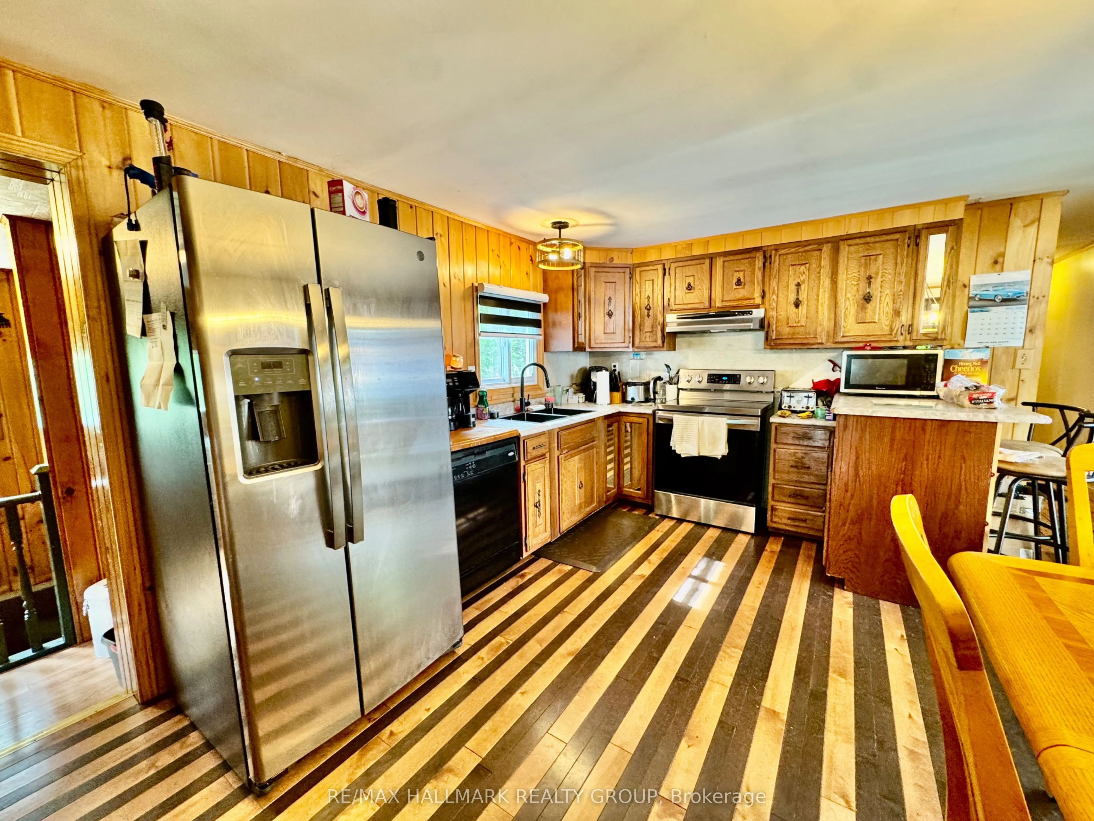 1039 Long Lake Road