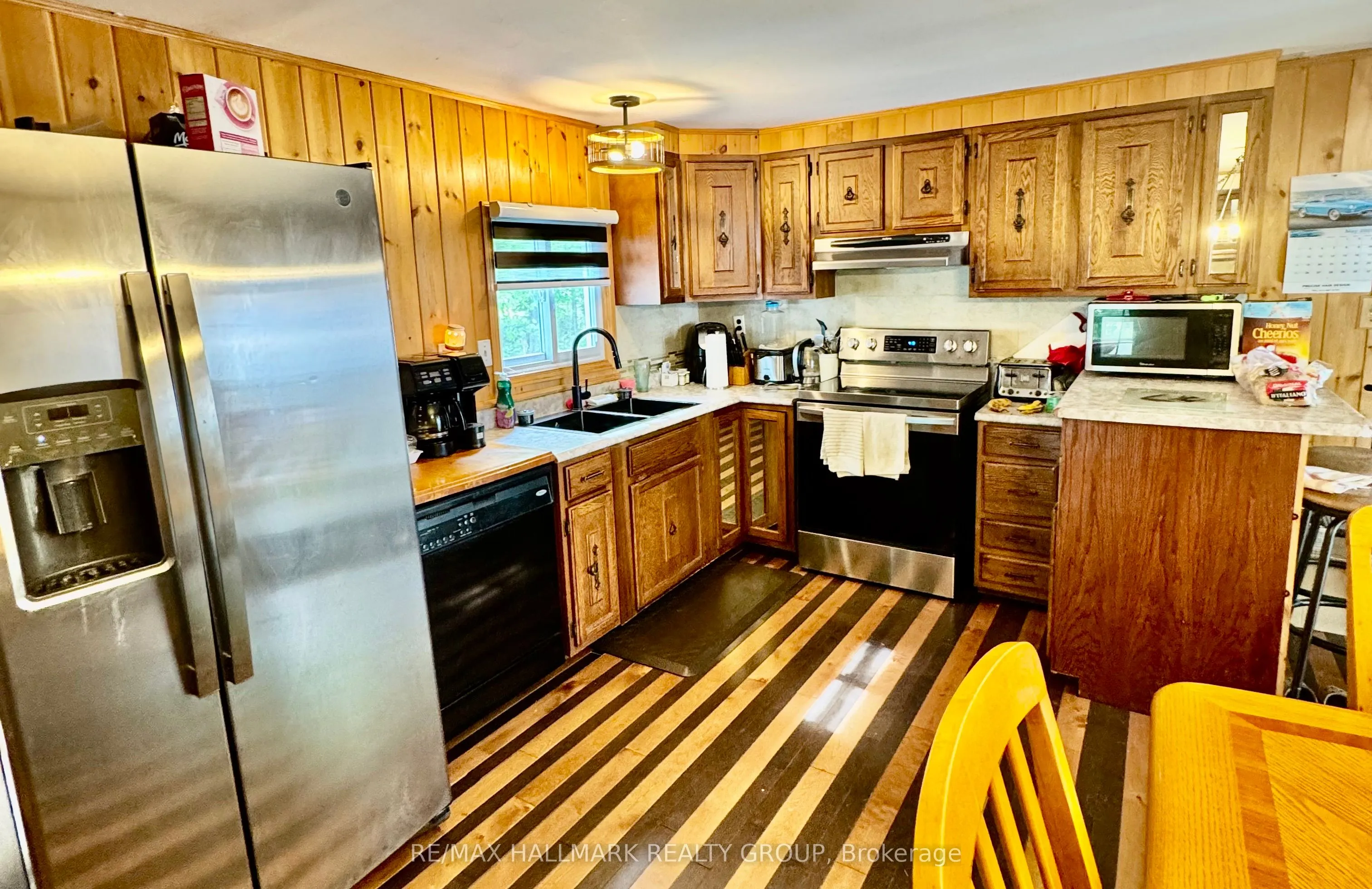 1039 Long Lake Road