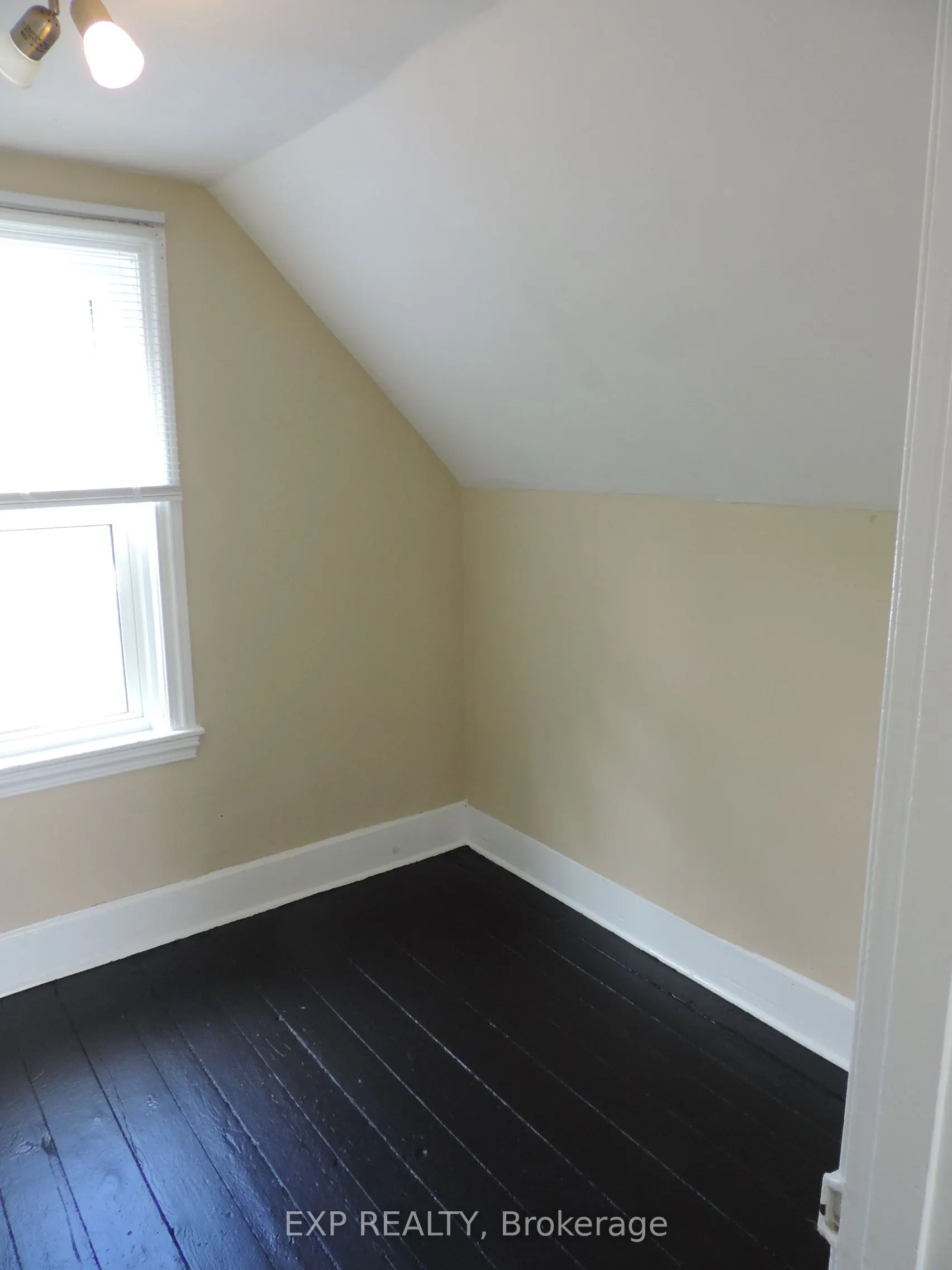 231 Water Street W