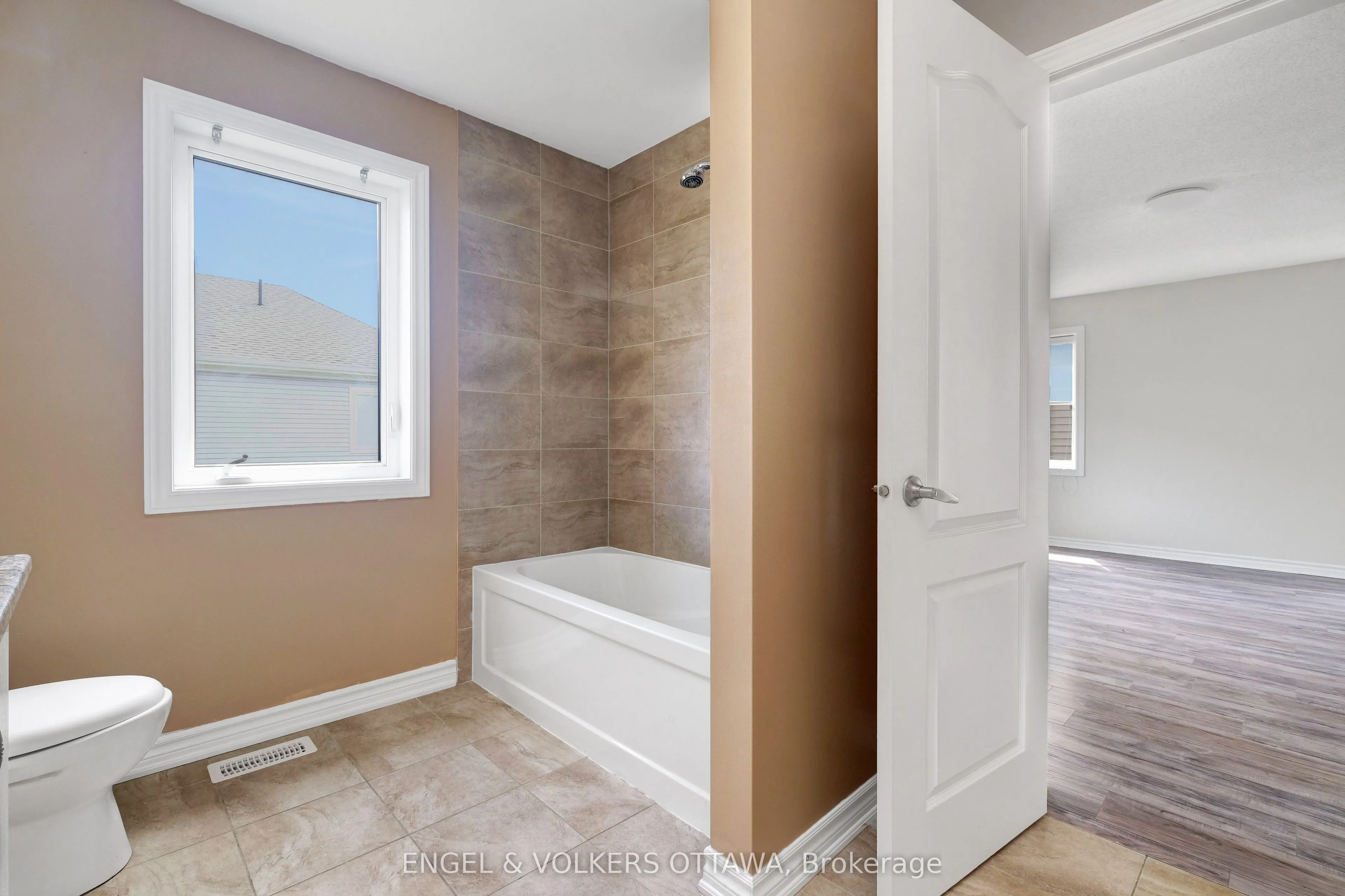 305 Lamarche Avenue