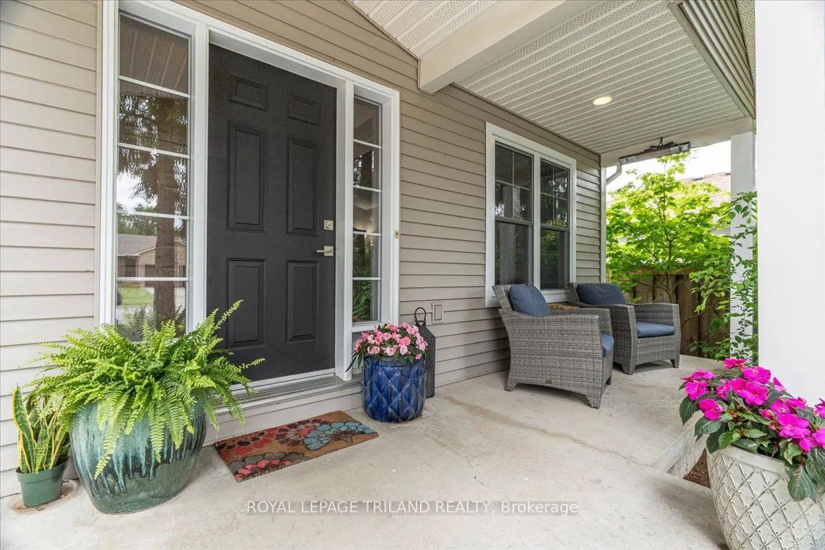 215 Deruiter Drive