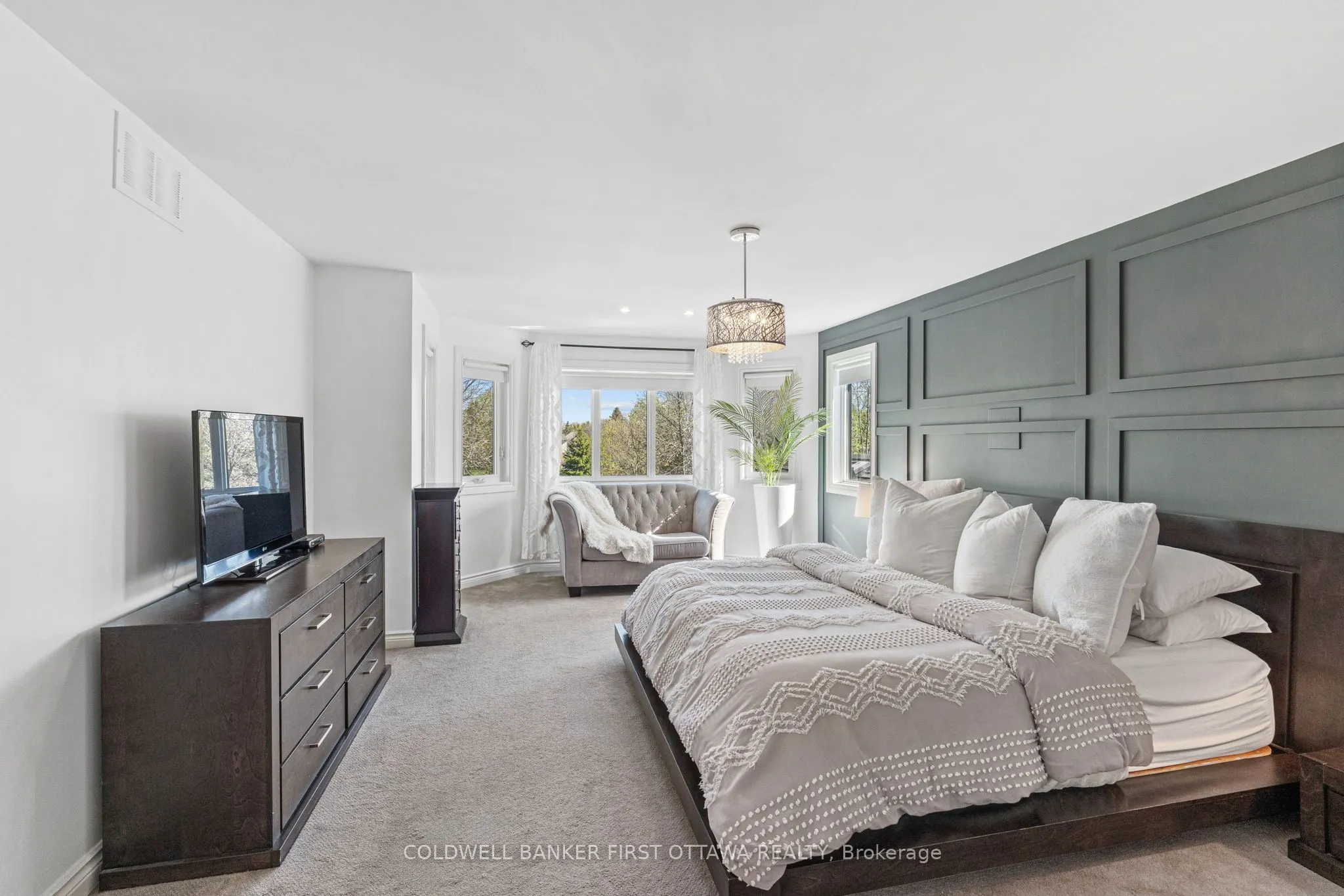1379 Potter Drive