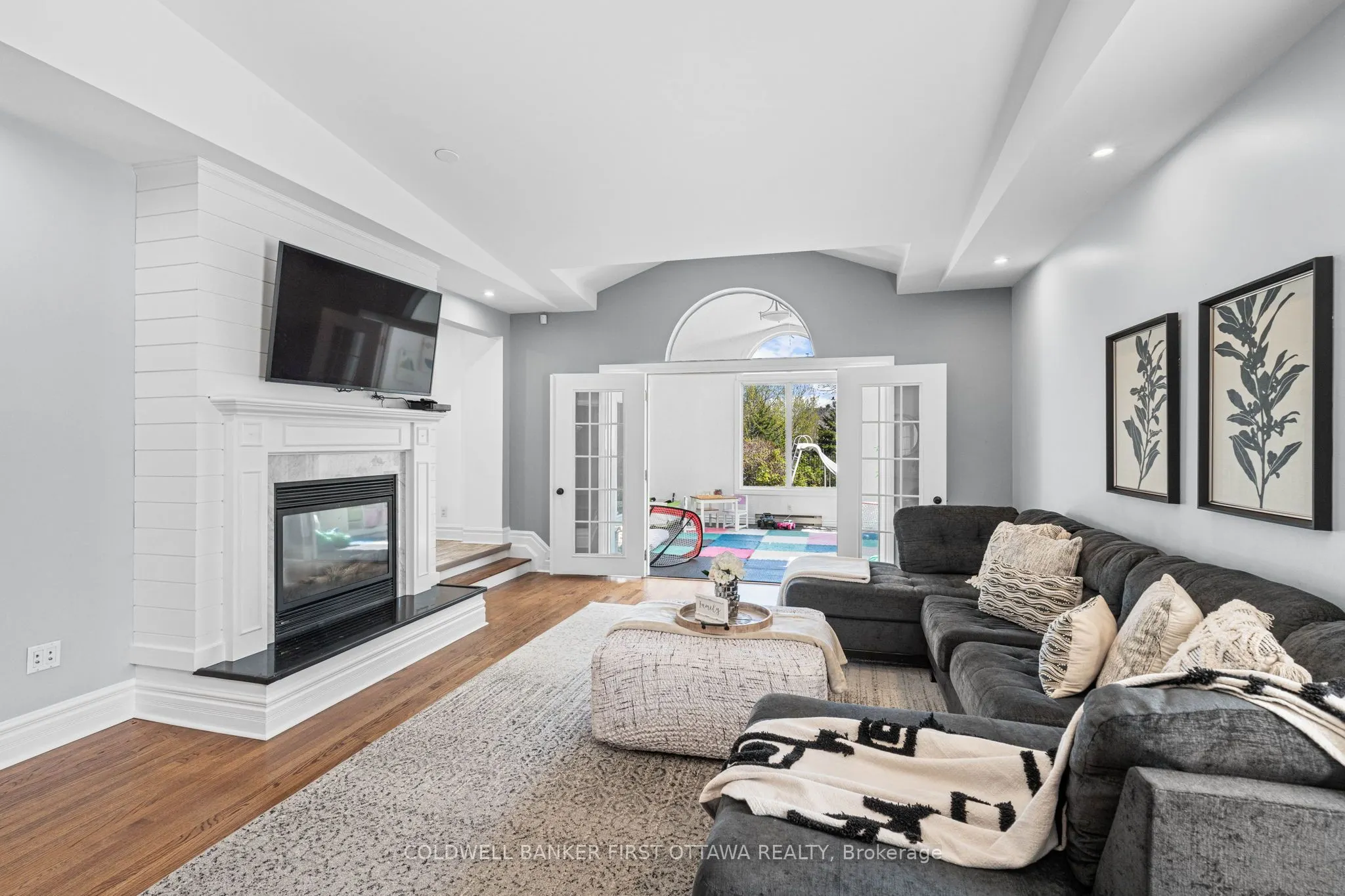 1379 Potter Drive
