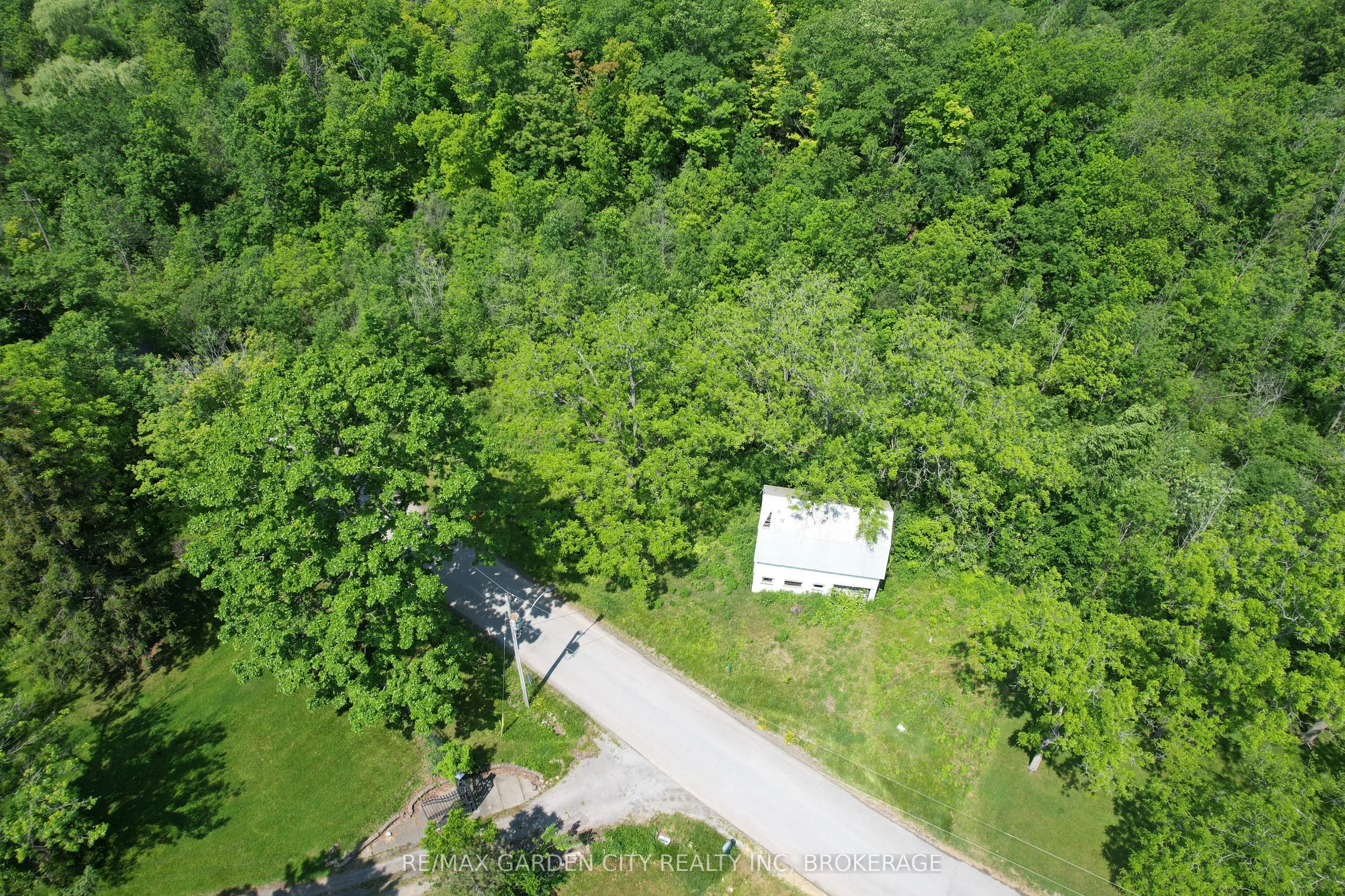 85 Pearson Road