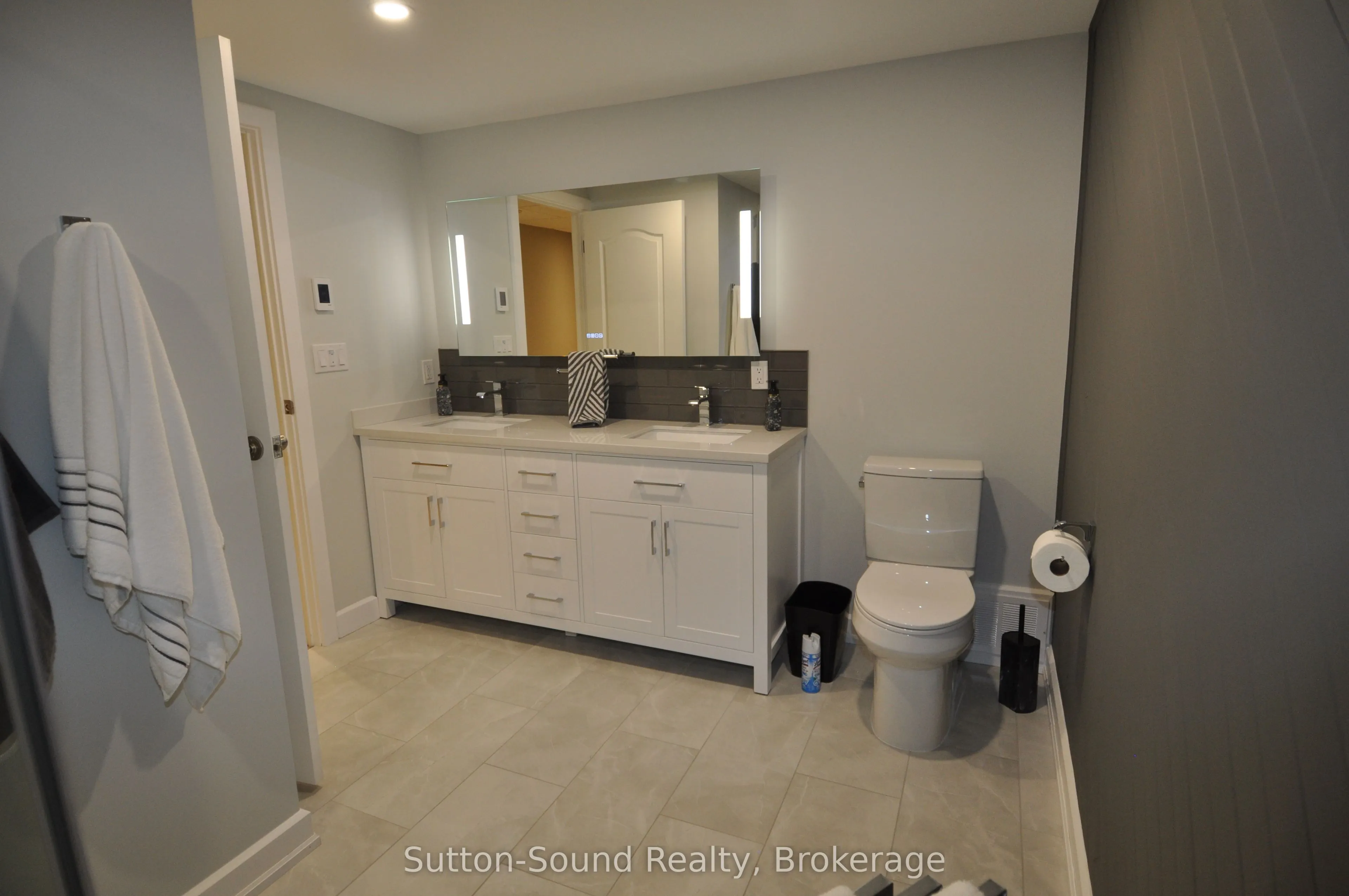 635 26th Street W