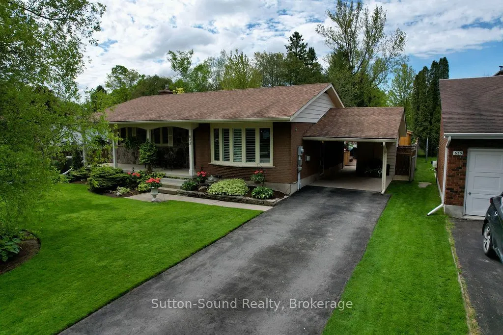 635 26th Street W
