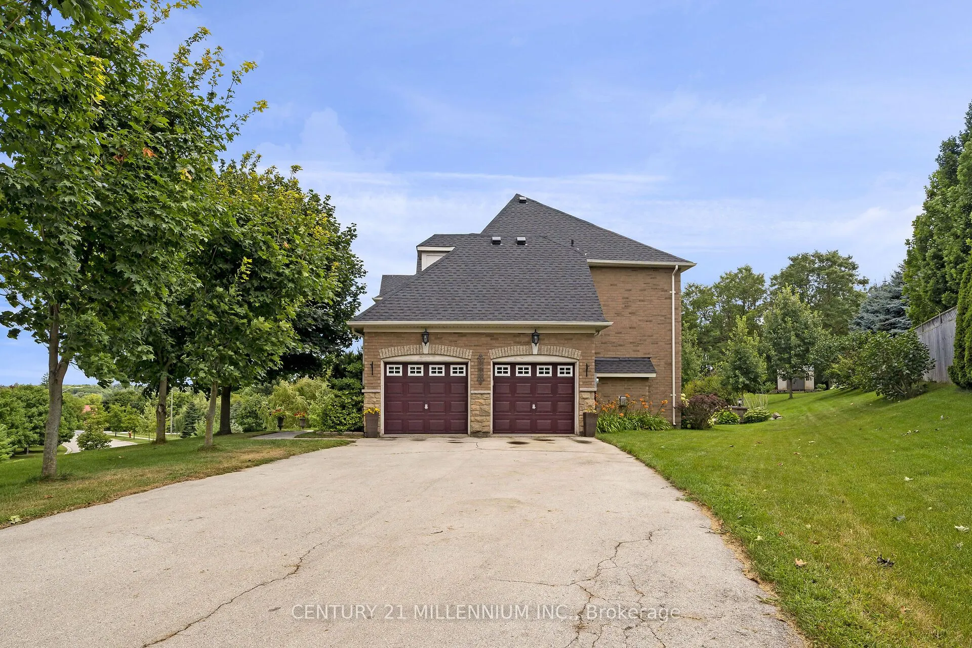 15 Upper Canada Drive