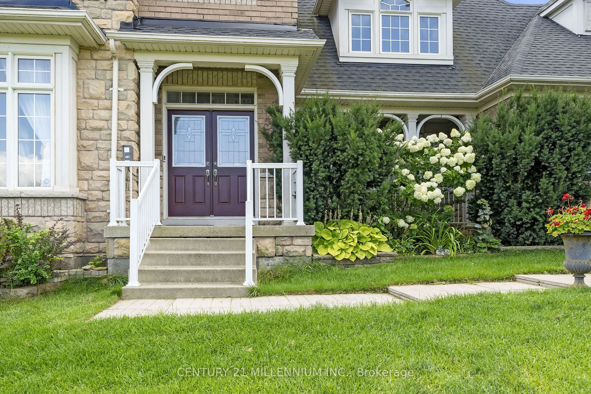15 Upper Canada Drive