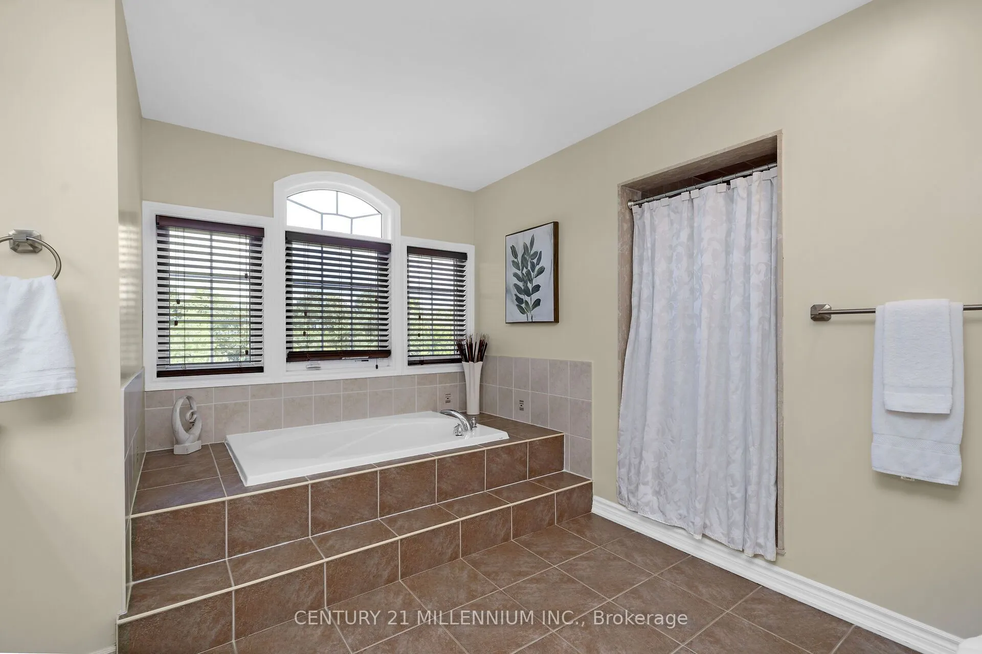 15 Upper Canada Drive