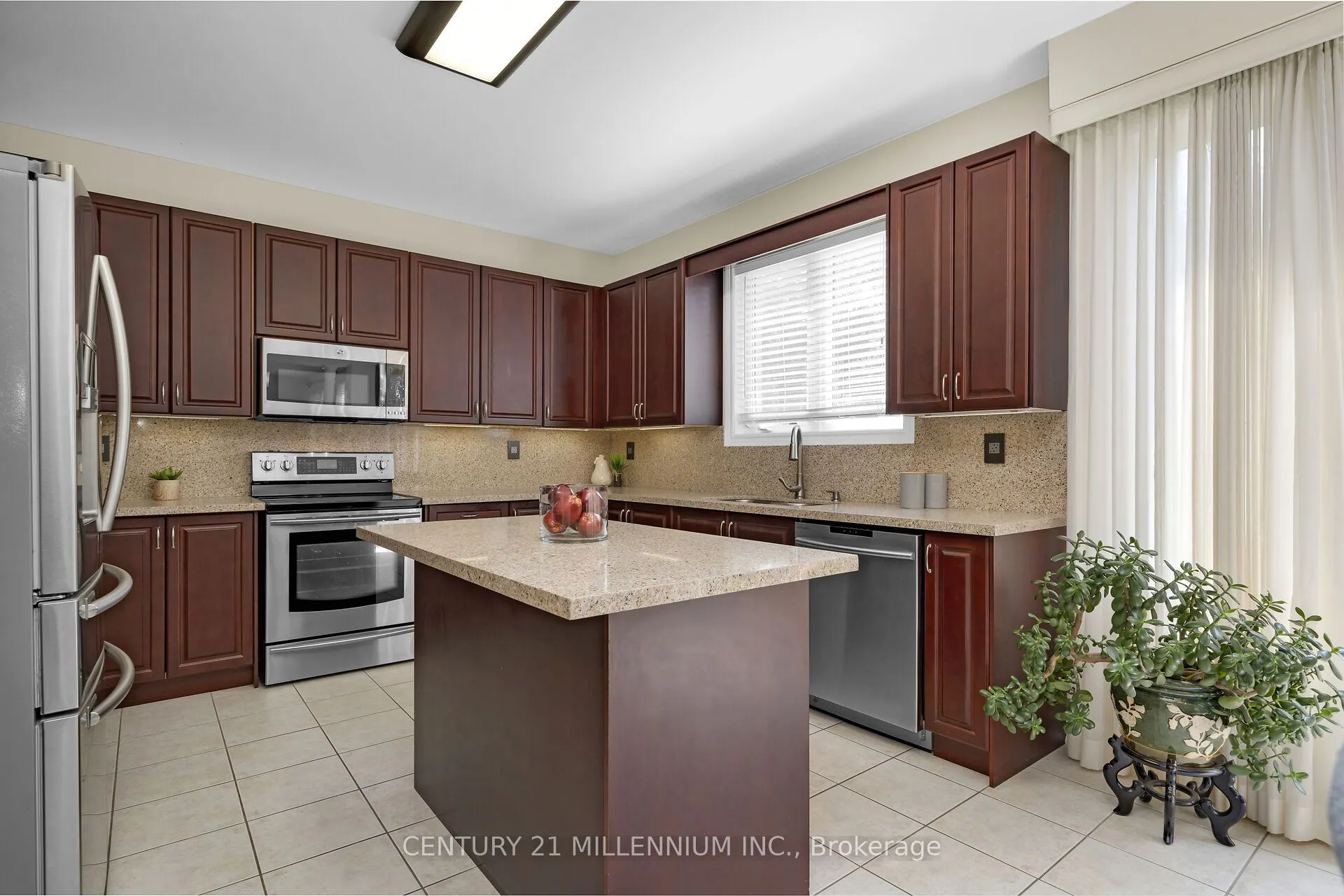 15 Upper Canada Drive