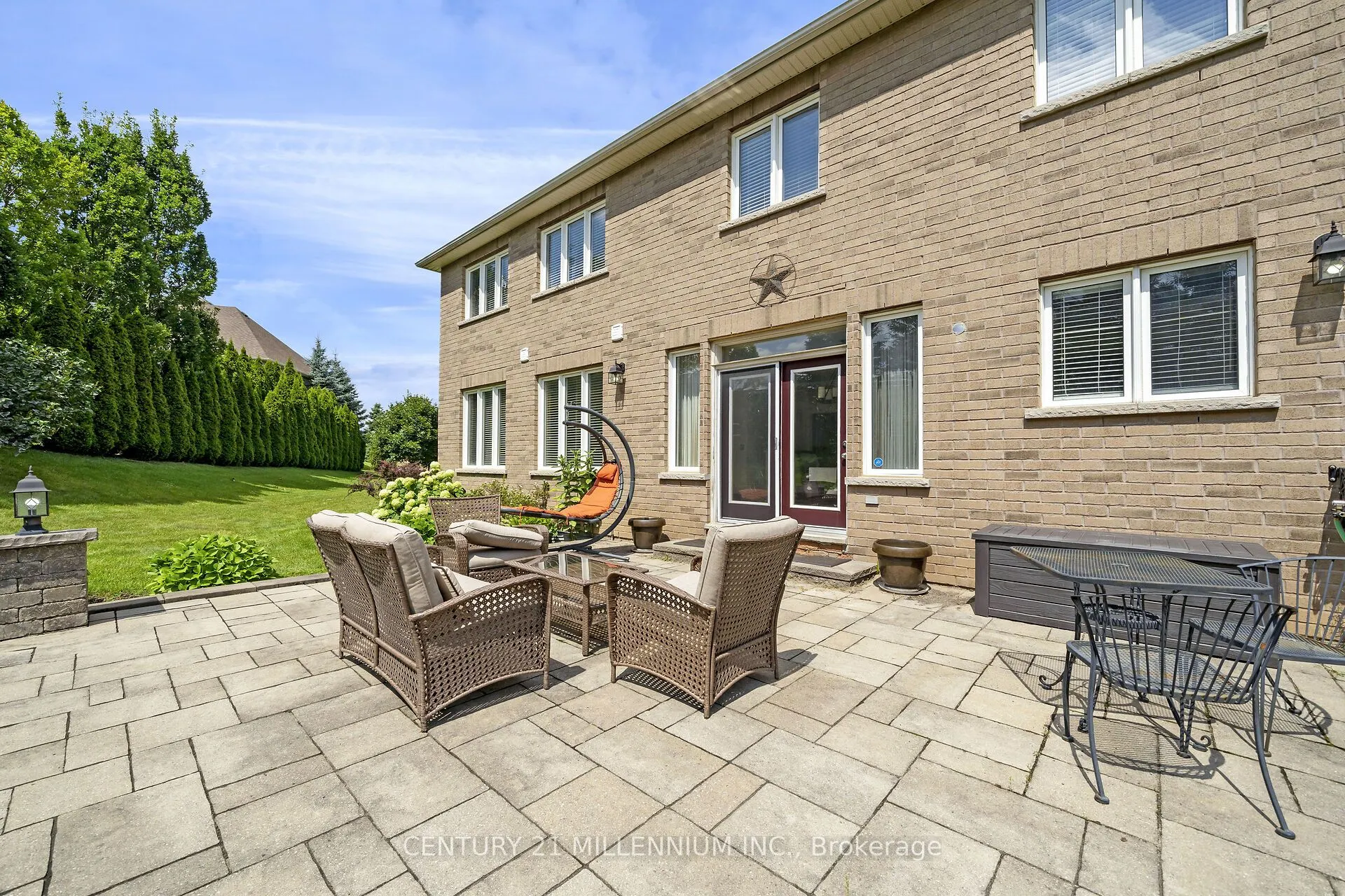 15 Upper Canada Drive