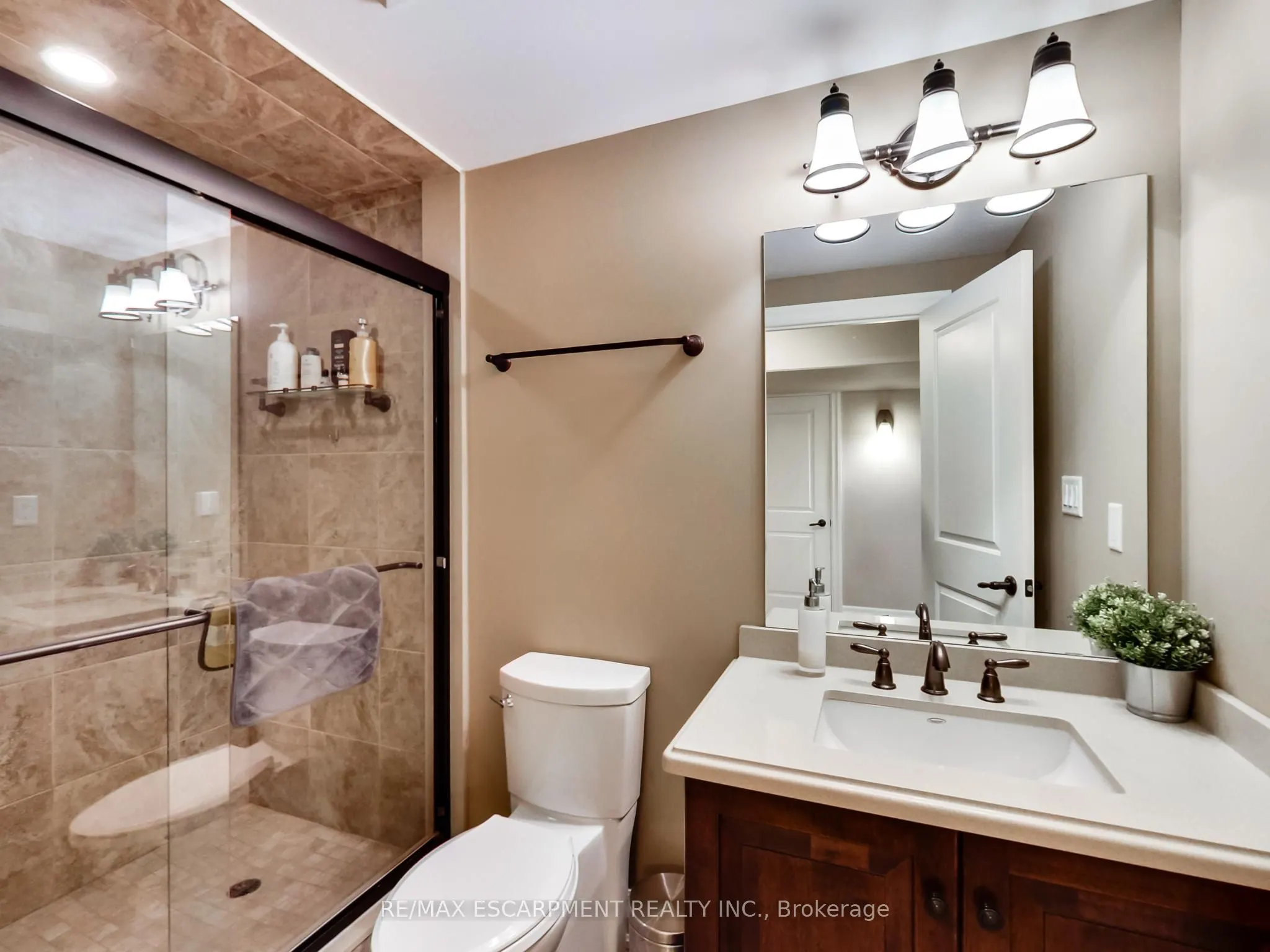 89 Toulon Avenue, #82