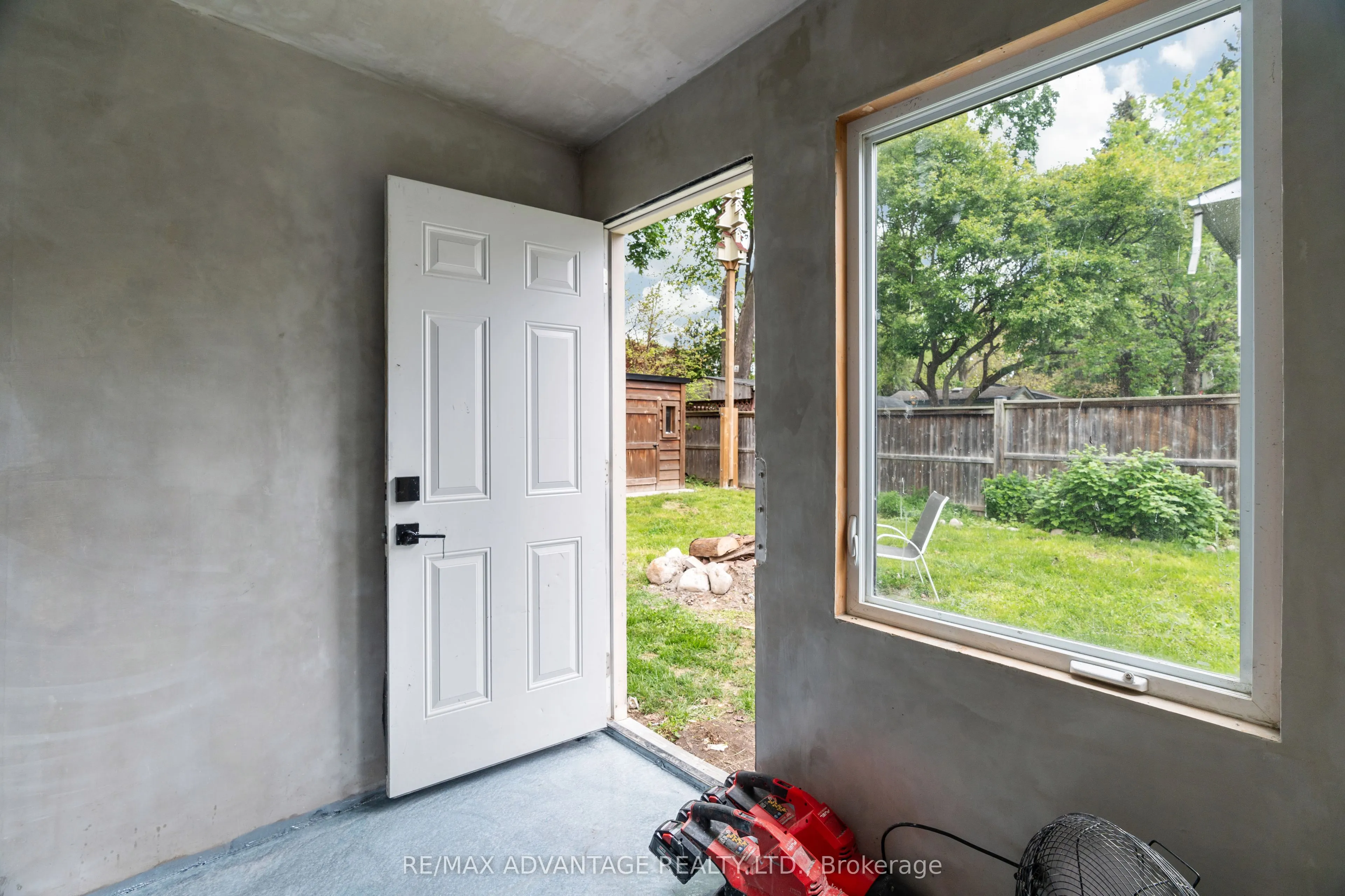 52 Beattie Avenue