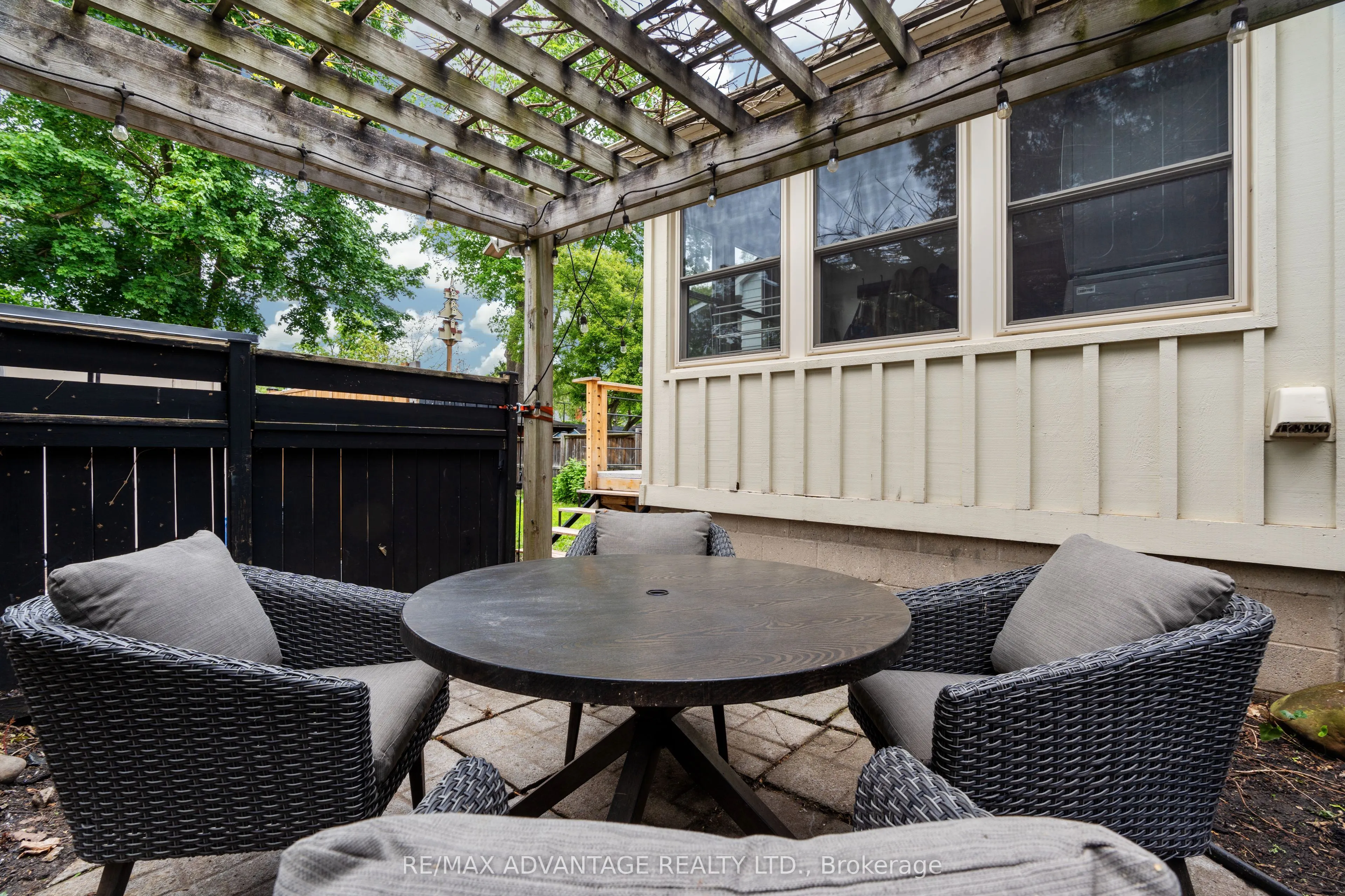 52 Beattie Avenue