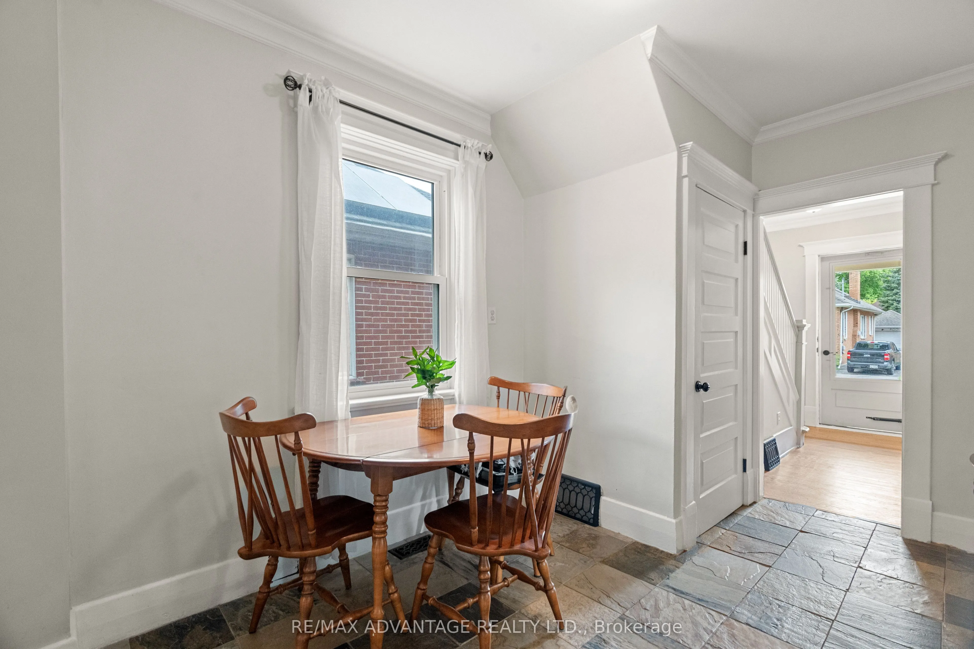 52 Beattie Avenue