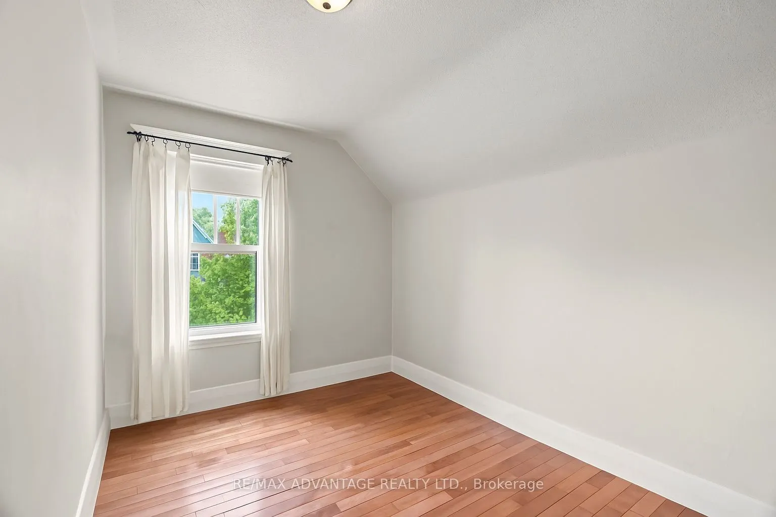 52 Beattie Avenue