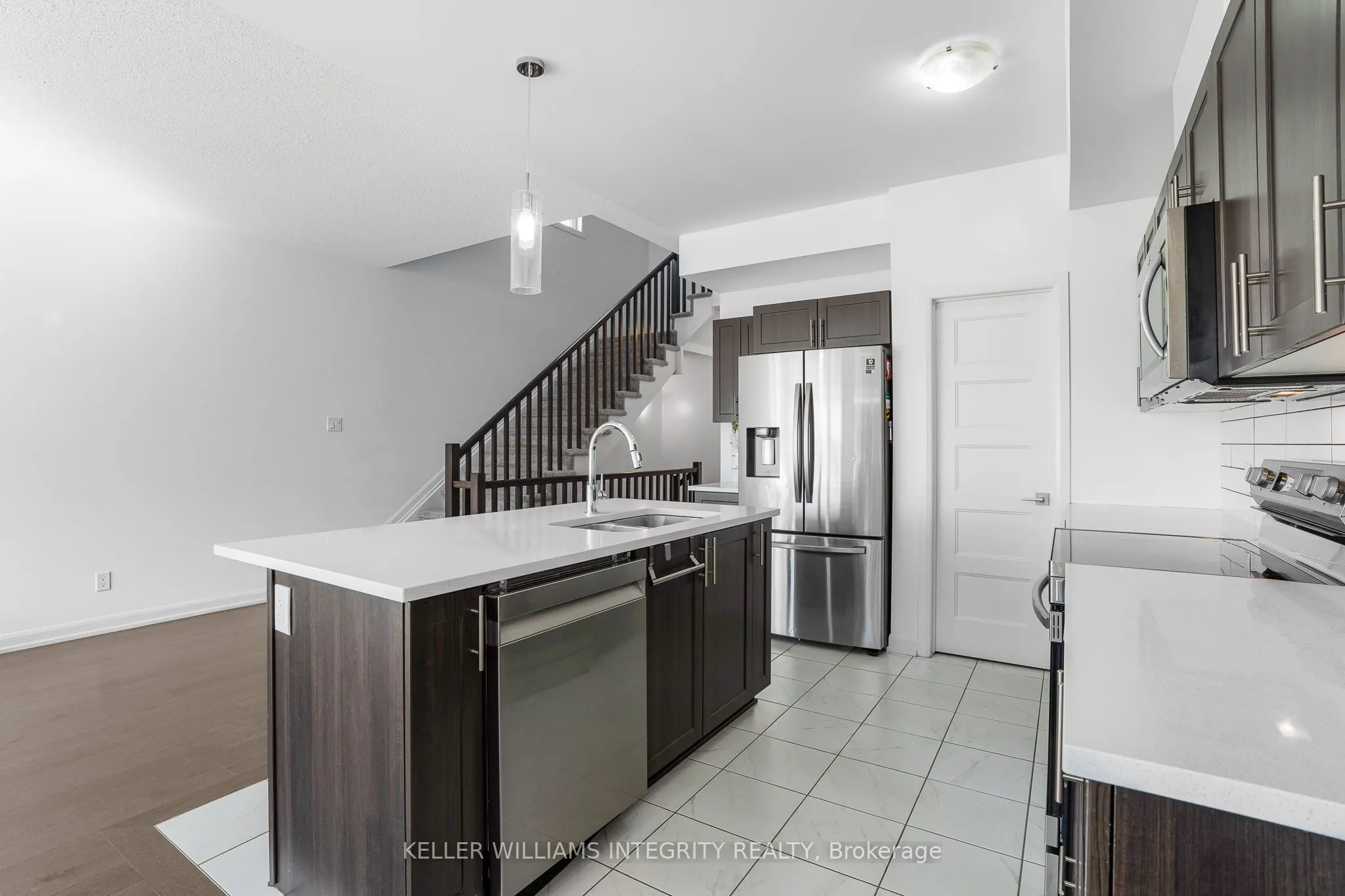 168 Turquoise Street