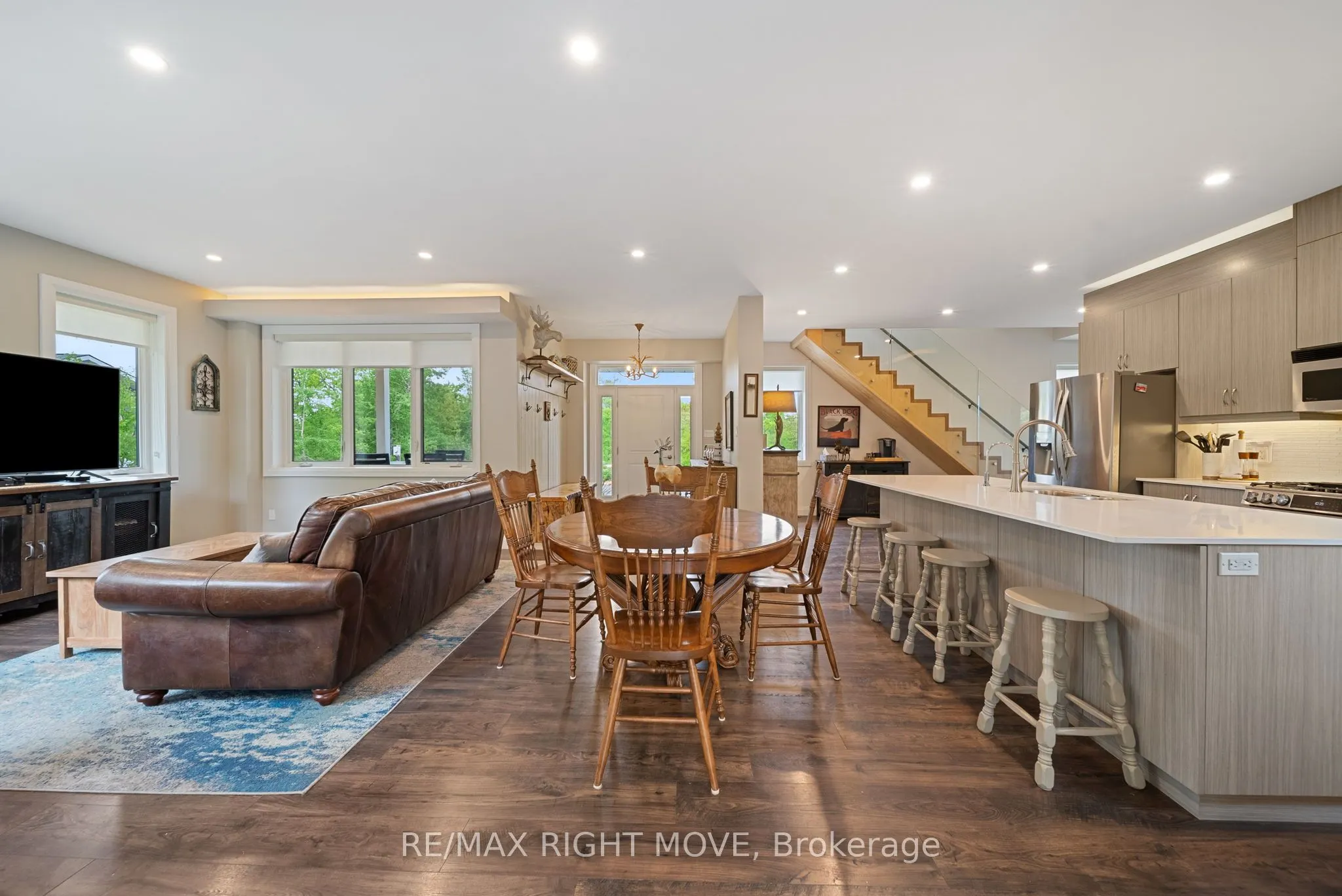 1432 Honey Harbour Road