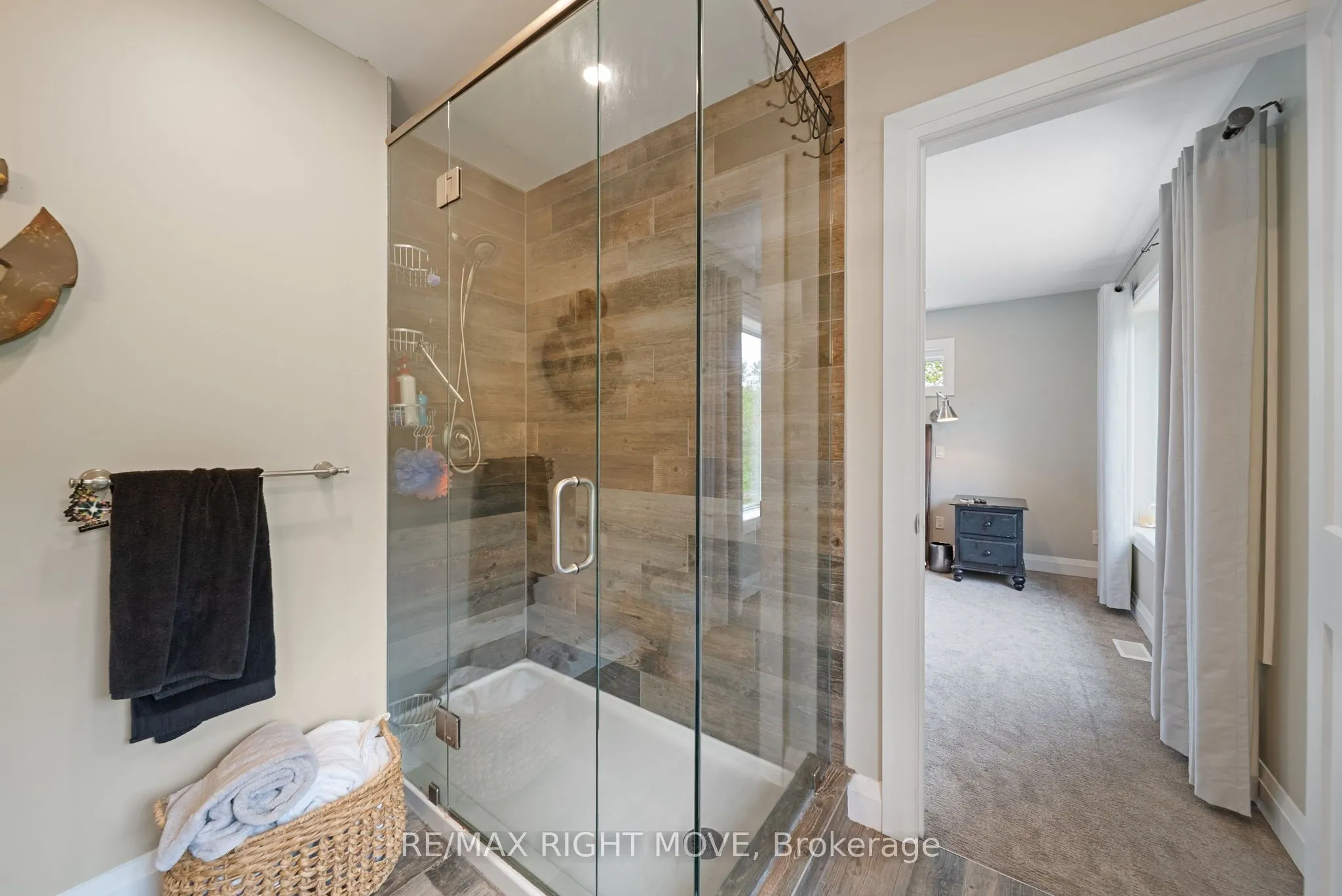 1432 Honey Harbour Road