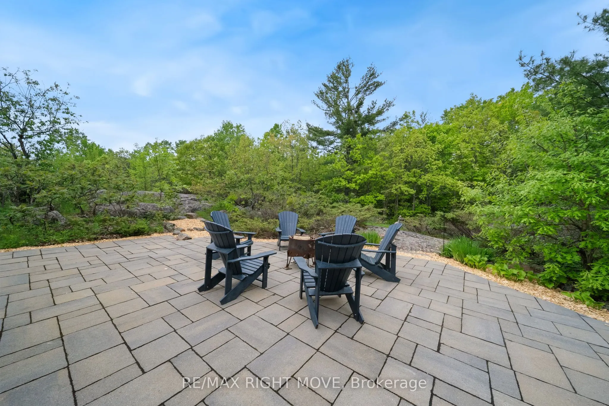 1432 Honey Harbour Road