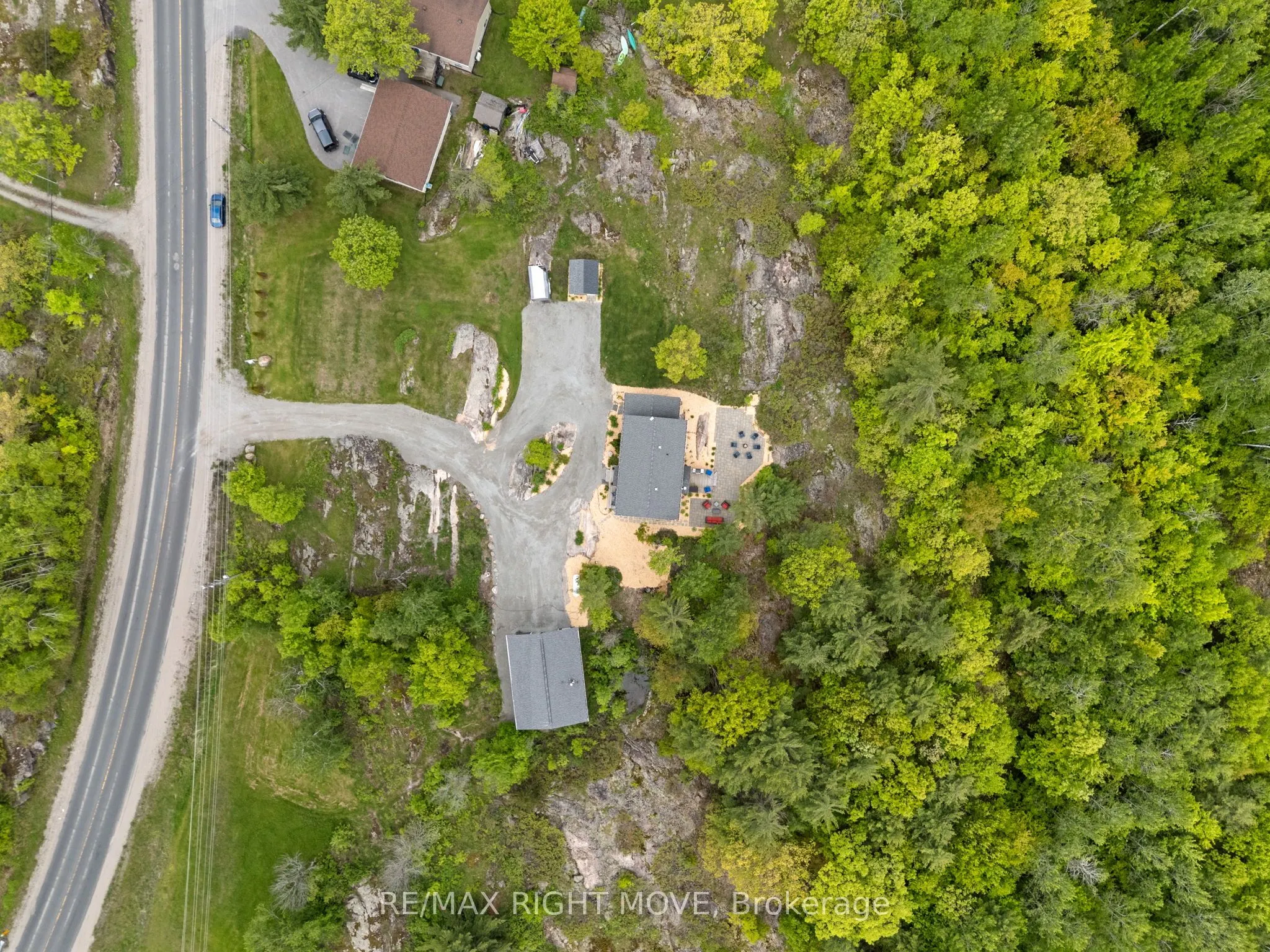 1432 Honey Harbour Road