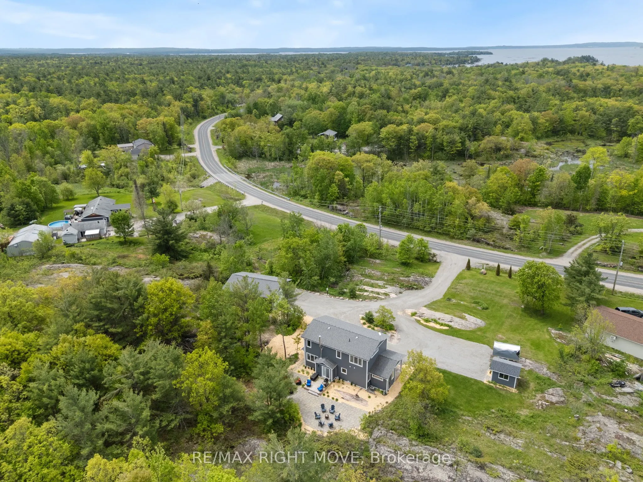 1432 Honey Harbour Road