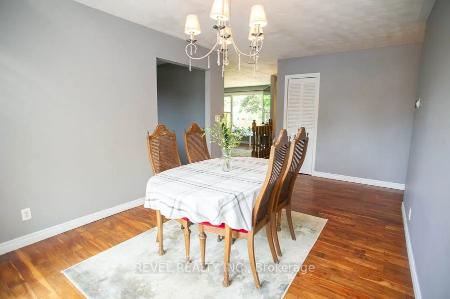 6 Berkley Crescent