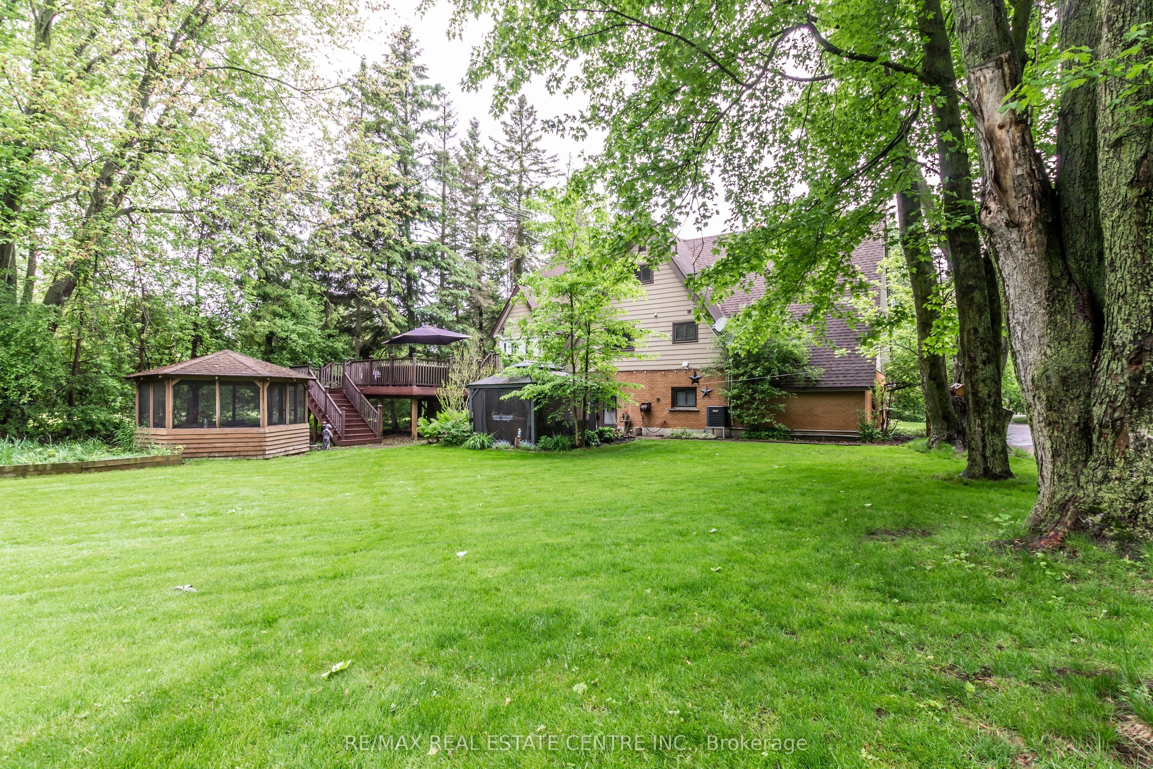 6607 Ellis Road