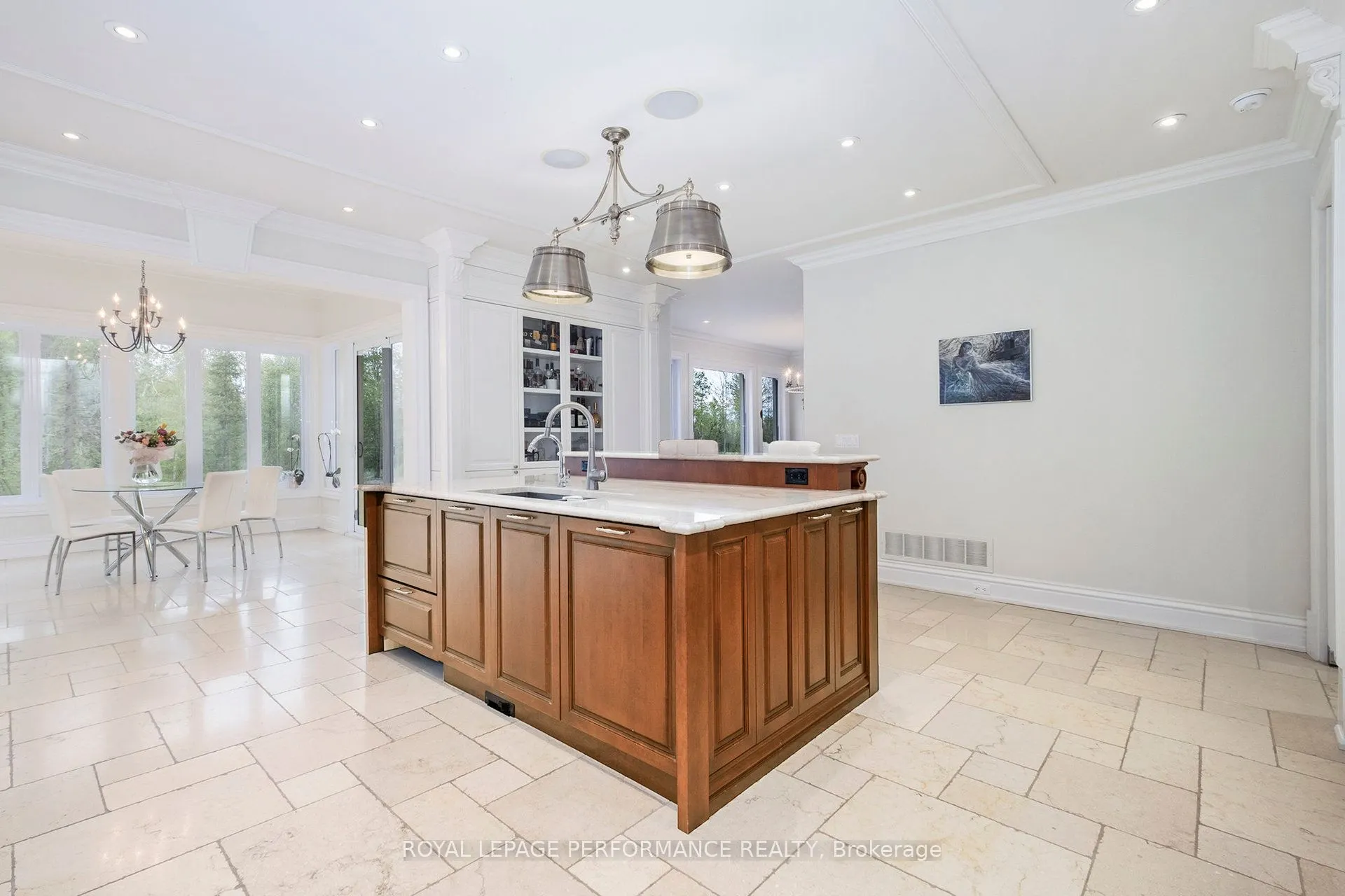 1413 BLACKHORSE Court