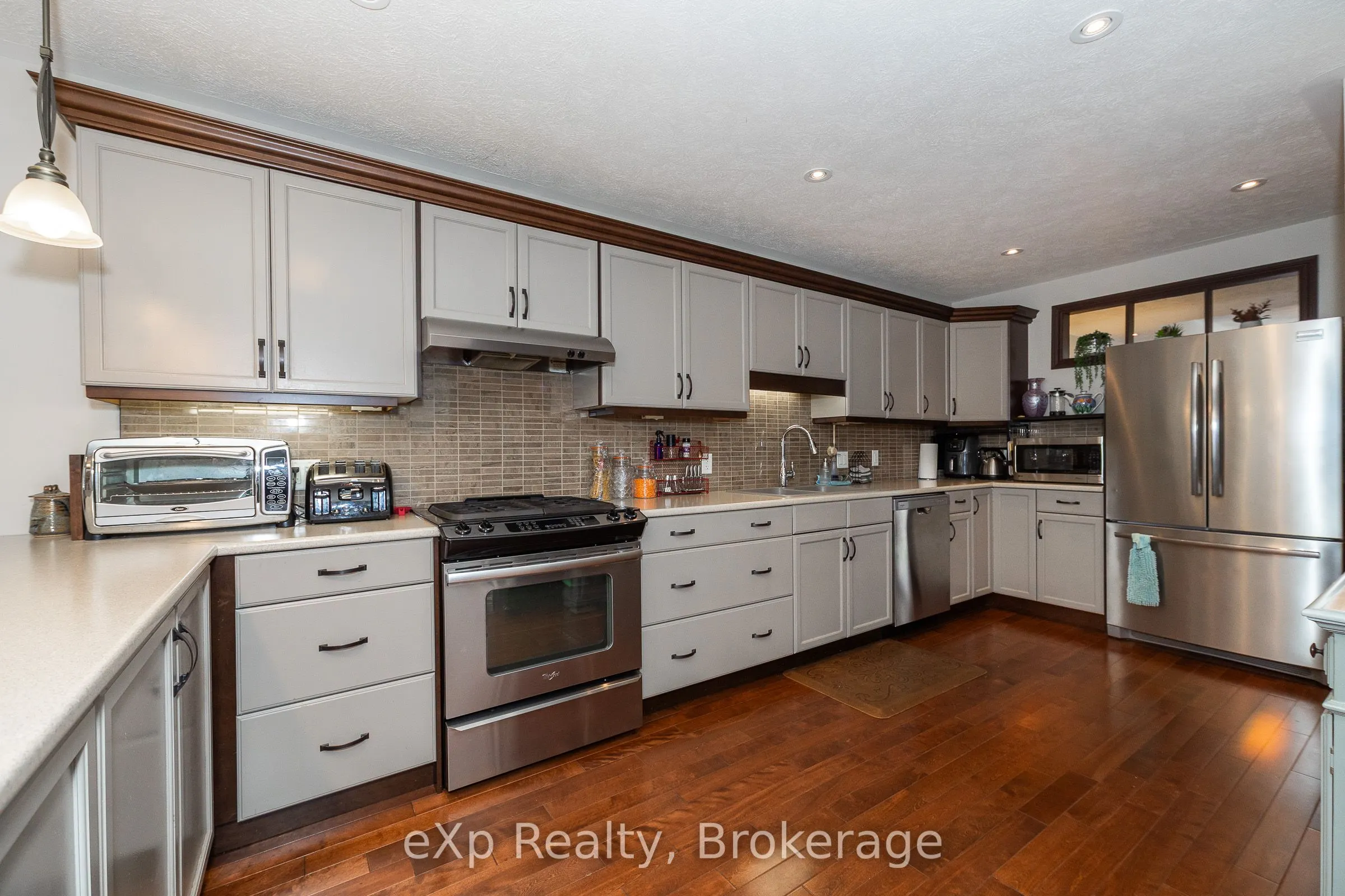 918 5th Avenue 'A' E