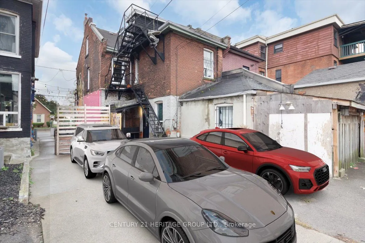 355 BARTON Street E
