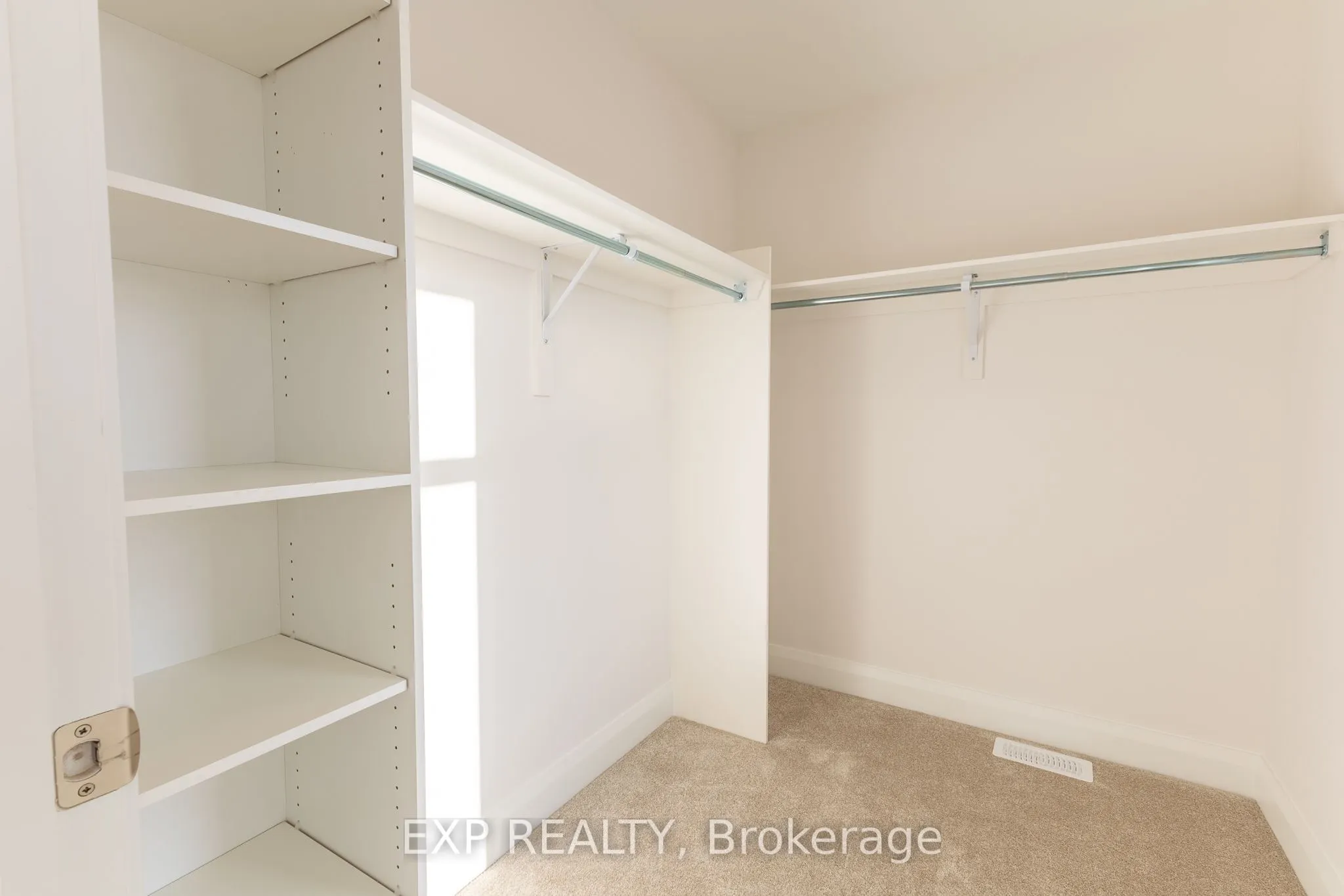 167 CRAIG DUNCAN Terrace