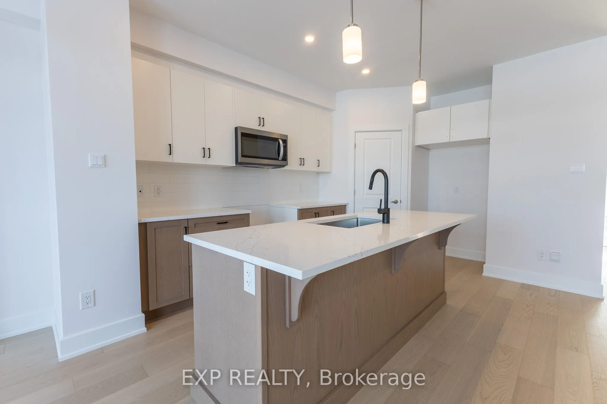 175 CRAIG DUNCAN Terrace