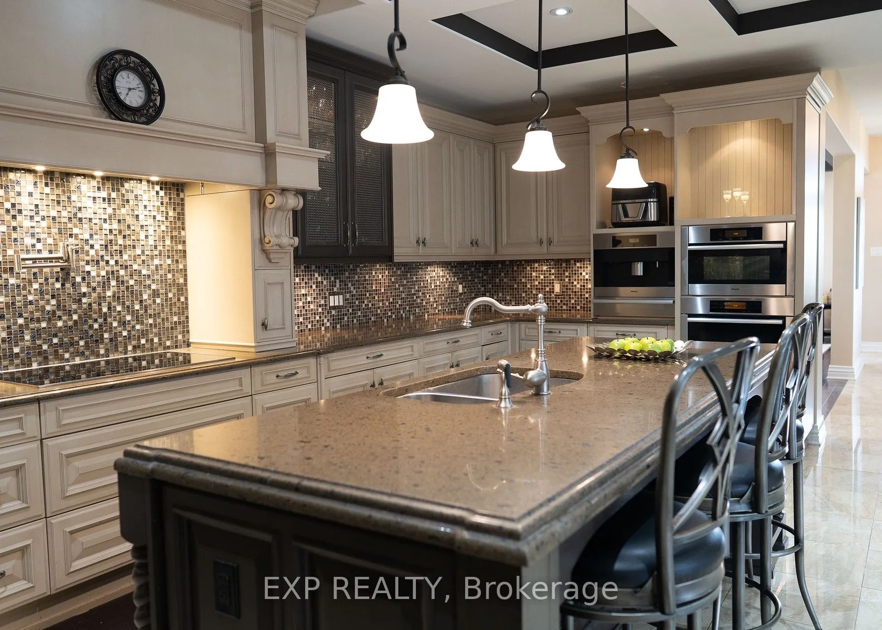 2754 Eagleson Road