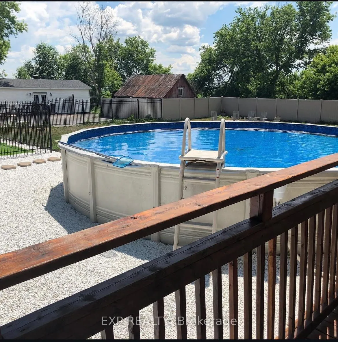 2754 Eagleson Road