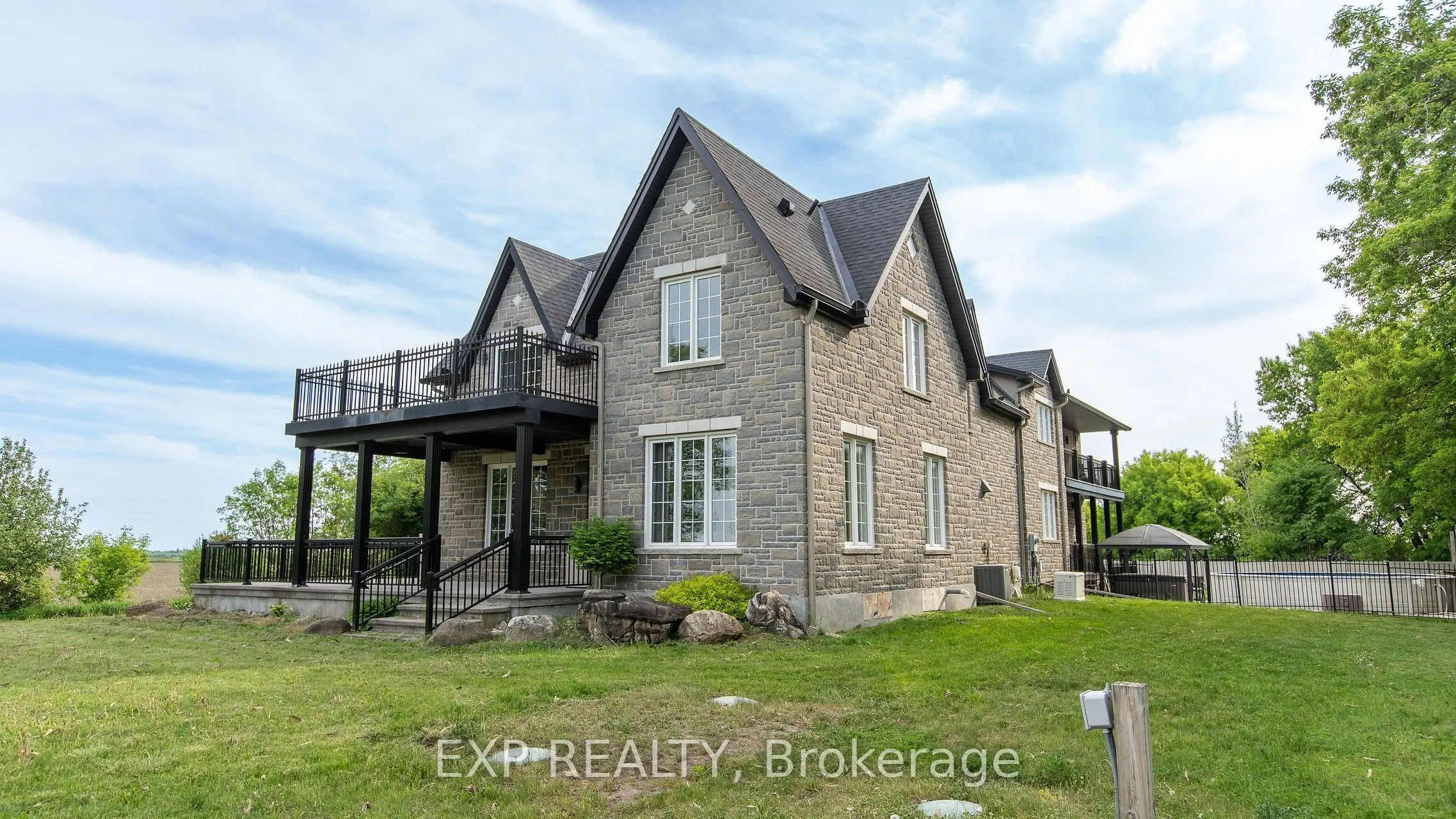 2754 Eagleson Road