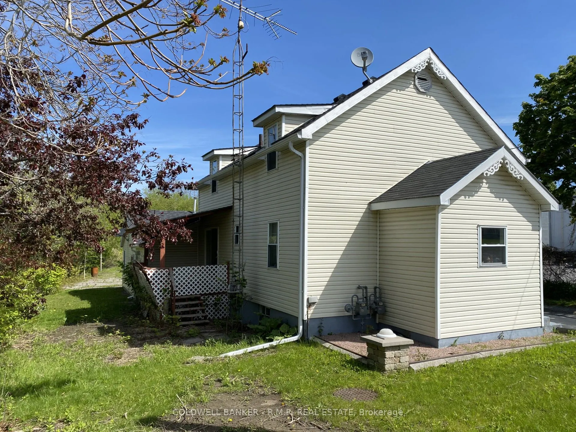 348 University Avenue W, #A